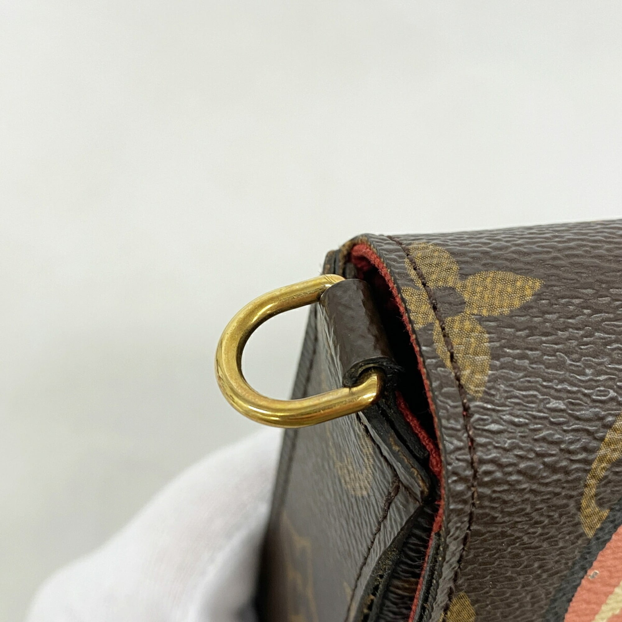 Louis Vuitton Brown Chain/Shoulder Wallet (Pre-Owned)