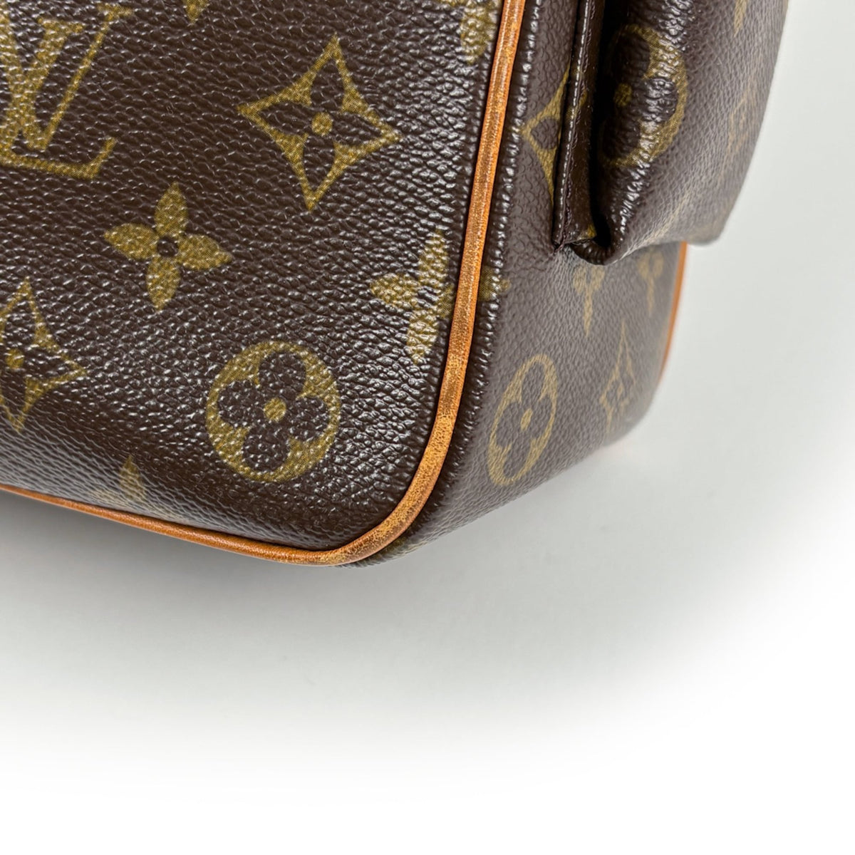 Louis Vuitton Brown Monogram Handbag Tote Bag (Pre-Owned)