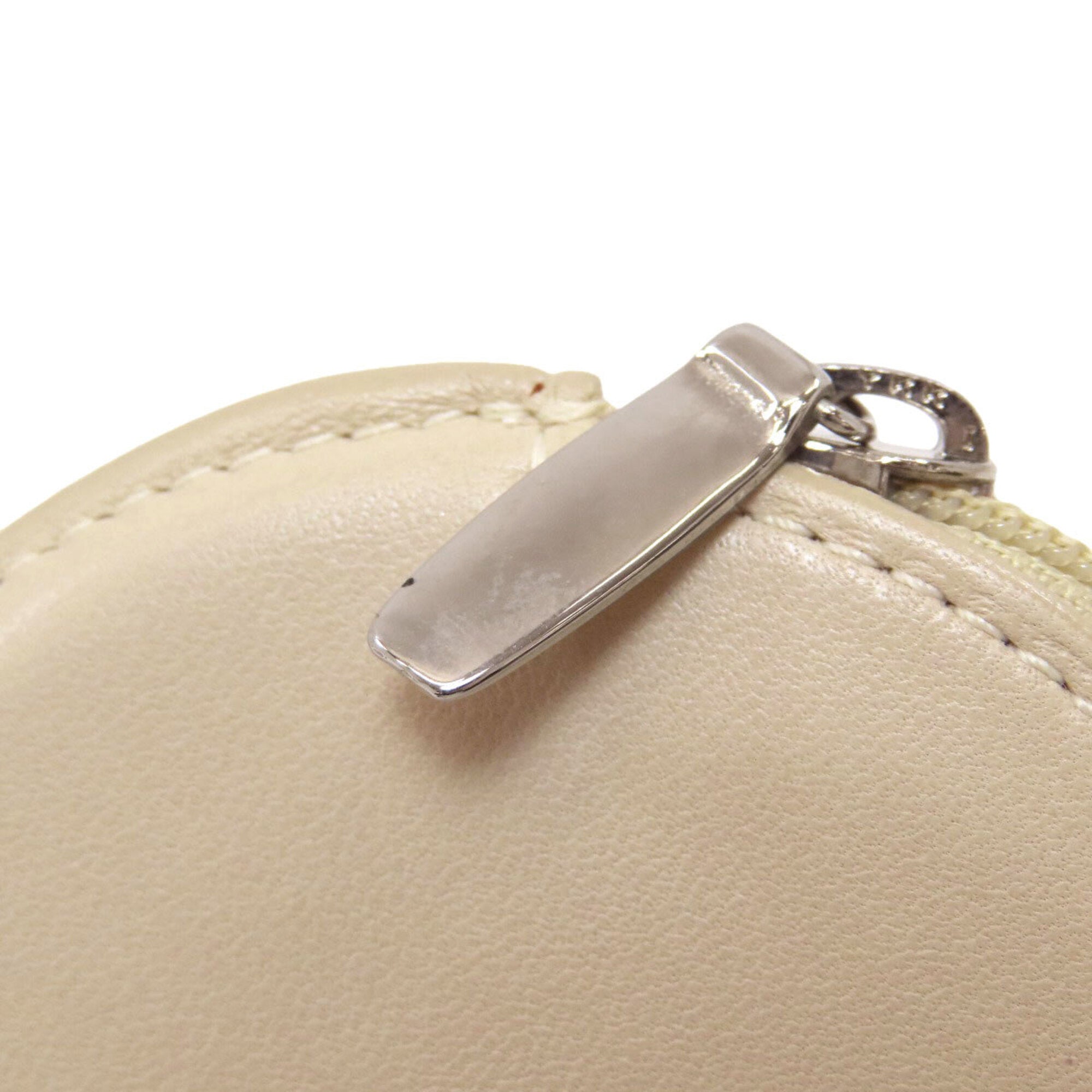 Loewe Beige Leather Coin Purse/Coin Case (Pre-Owned)