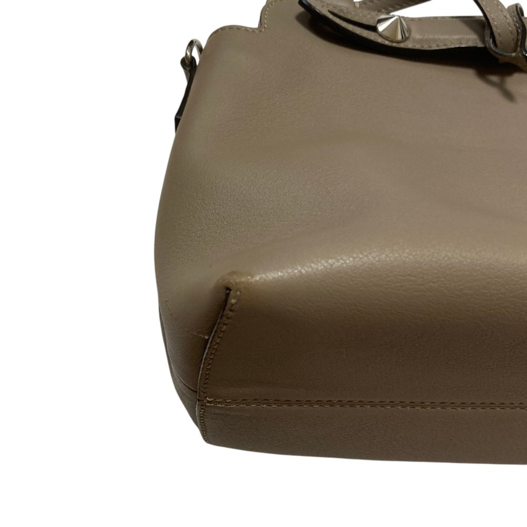 Fendi Grayish Leather Shoulder Bag (Pre-Owned)