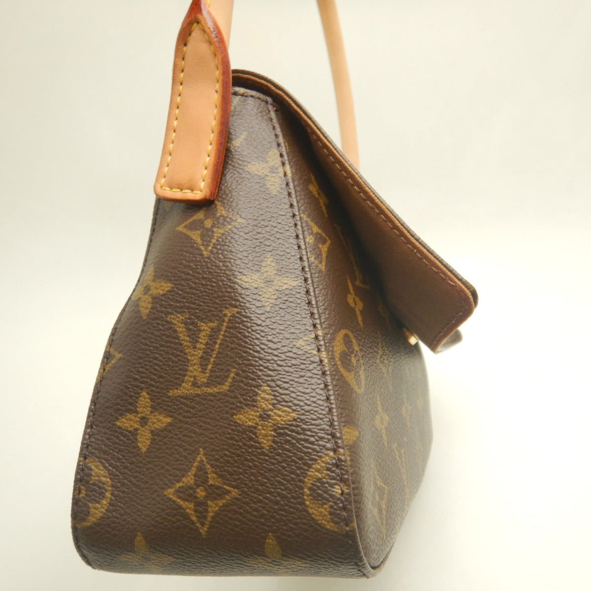 Louis Vuitton Brown Monogram Canvas Shoulder Bag (Pre-Owned)
