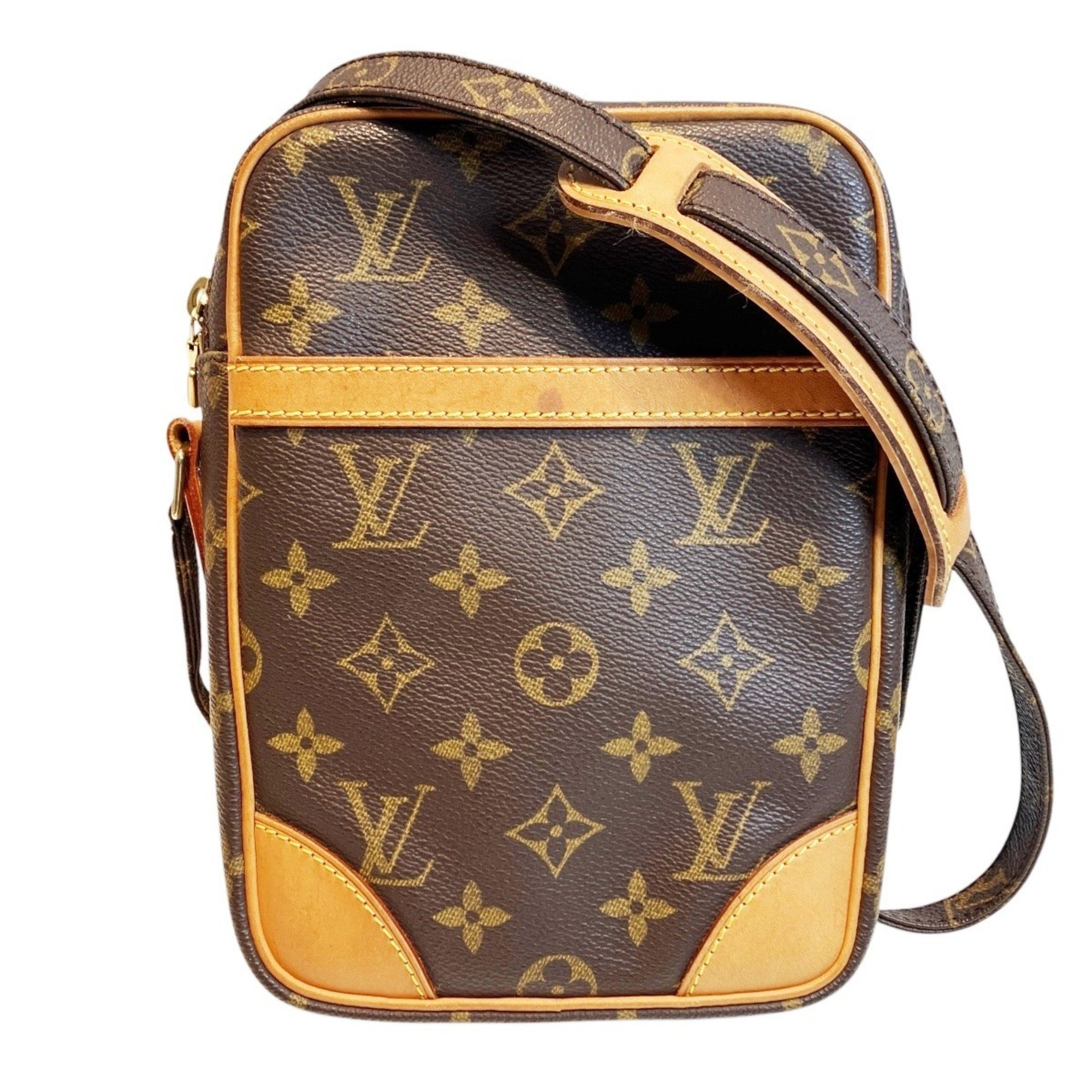 Louis Vuitton Brown Monogram Monogram Shoulder Bag (Pre-Owned)