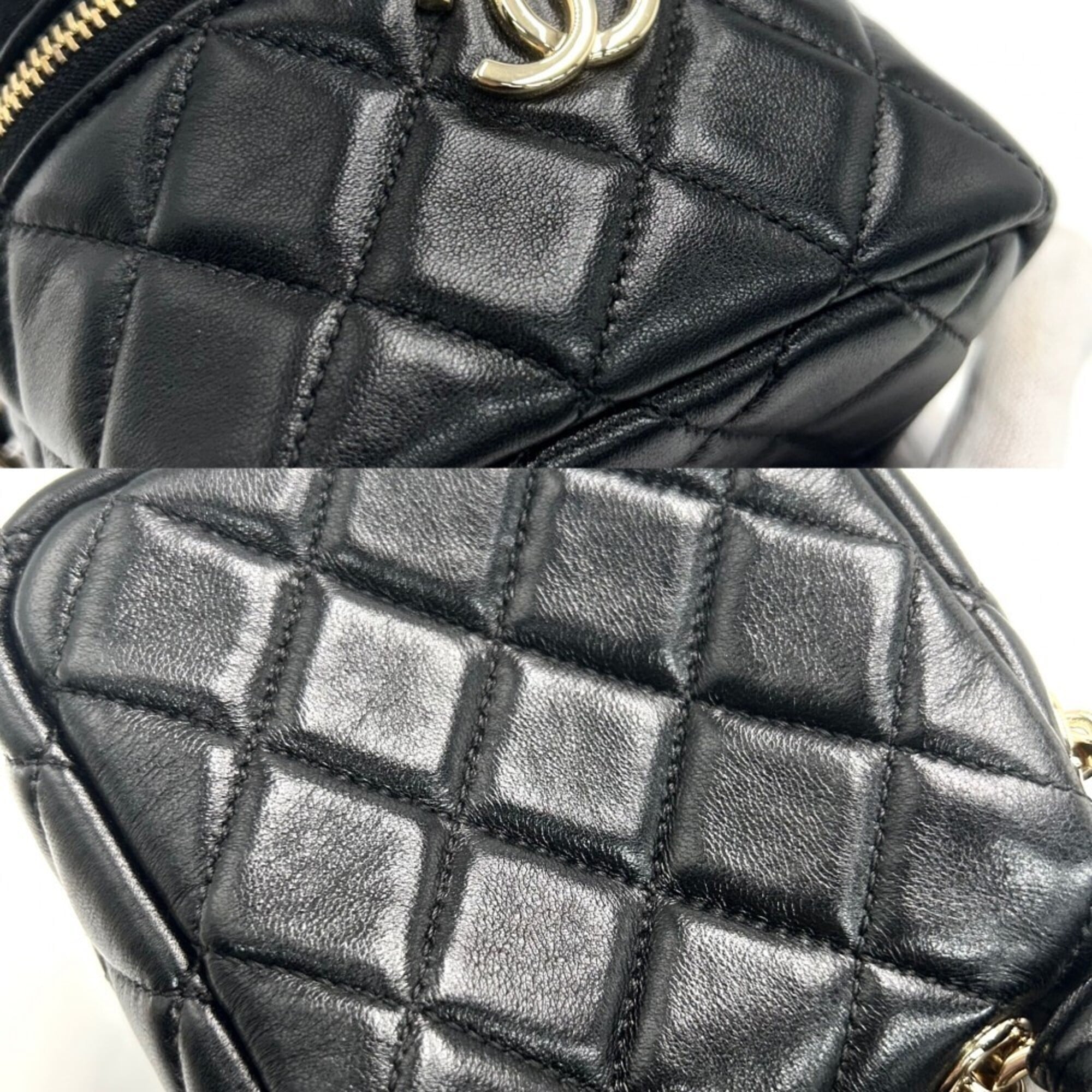 Chanel Matelasse Black Leather Handbag (Pre-Owned)