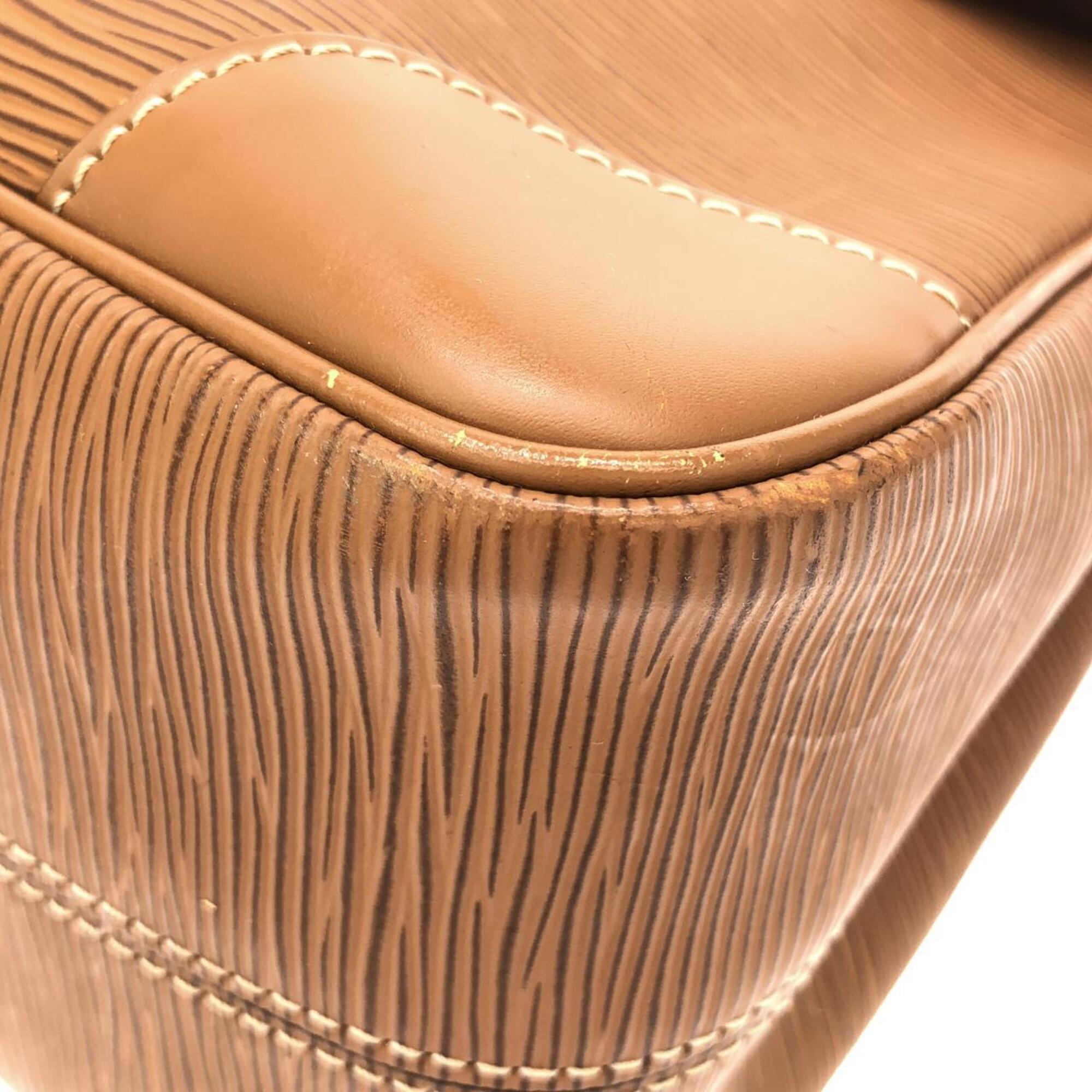 Louis Vuitton Epi Camel Leather Shoulder Bag (Pre-Owned)