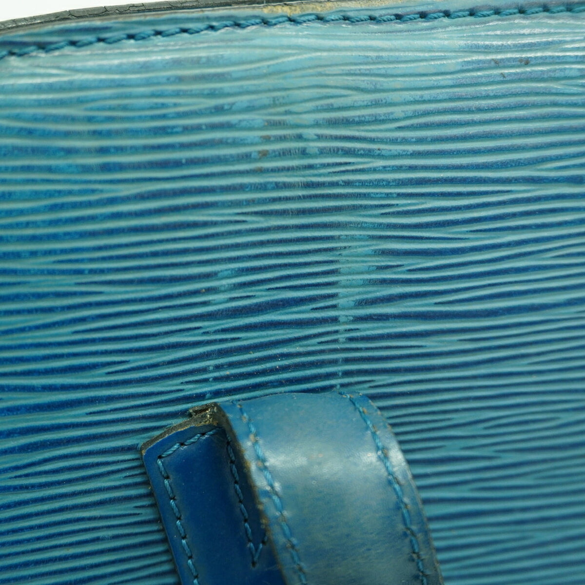 Louis Vuitton Toledo Blue Shoulder Bag (Pre-Owned)