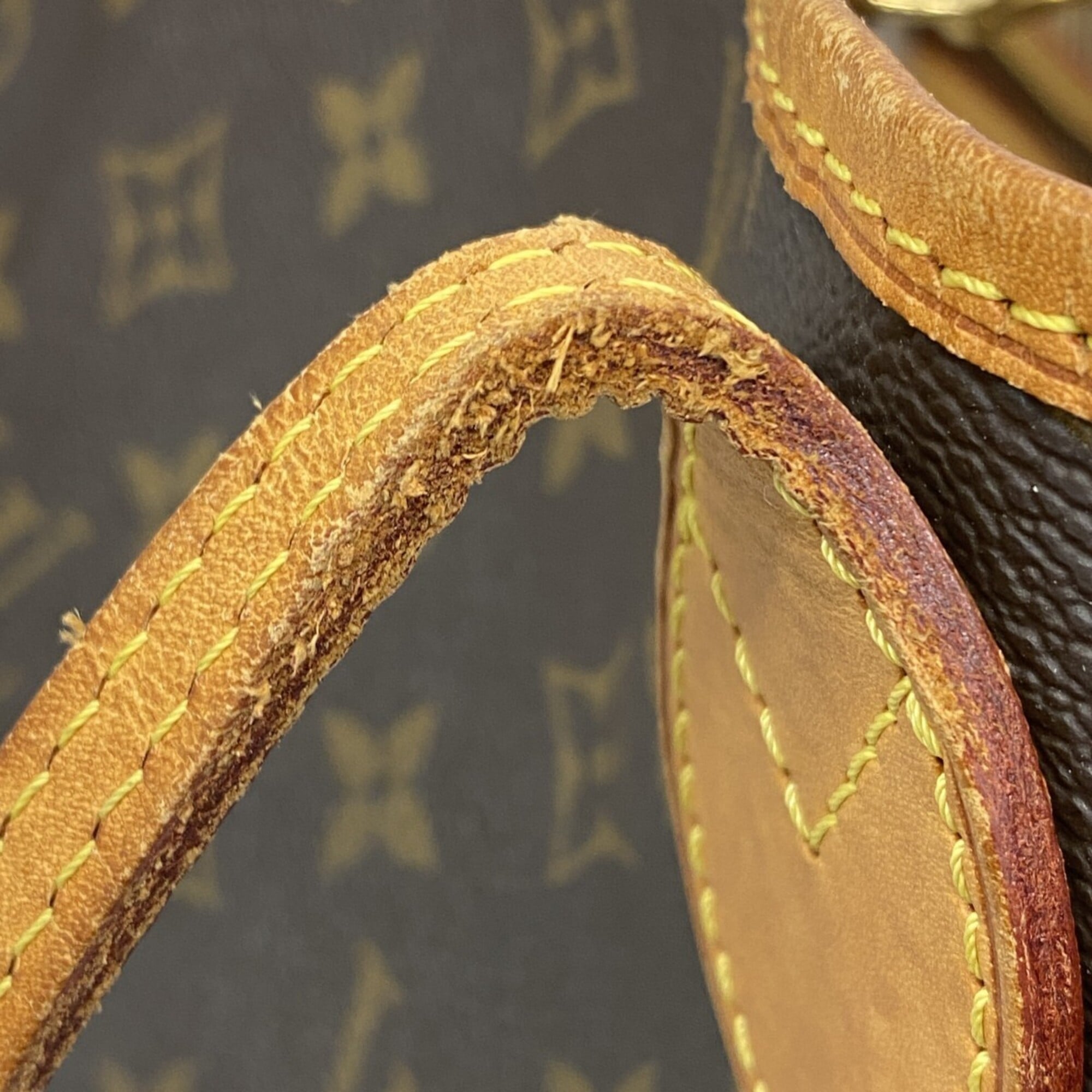 Louis Vuitton Brown Tote Bag (Pre-Owned)