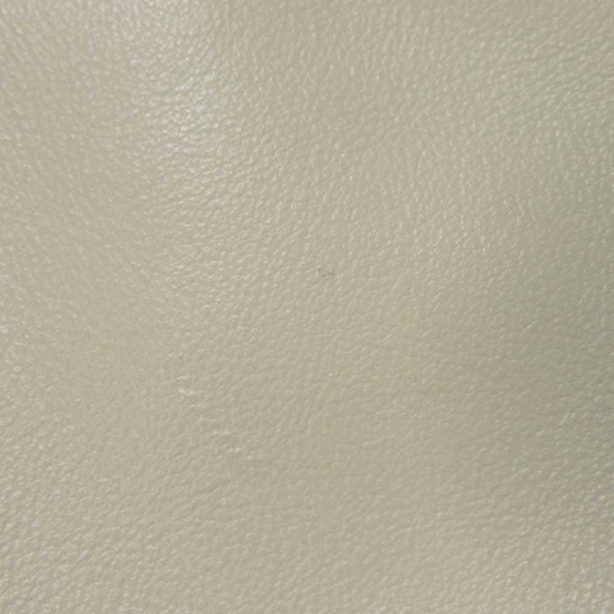 Prada Bianco White Leather Pouch Shoulder Bag (Pre-Owned)
