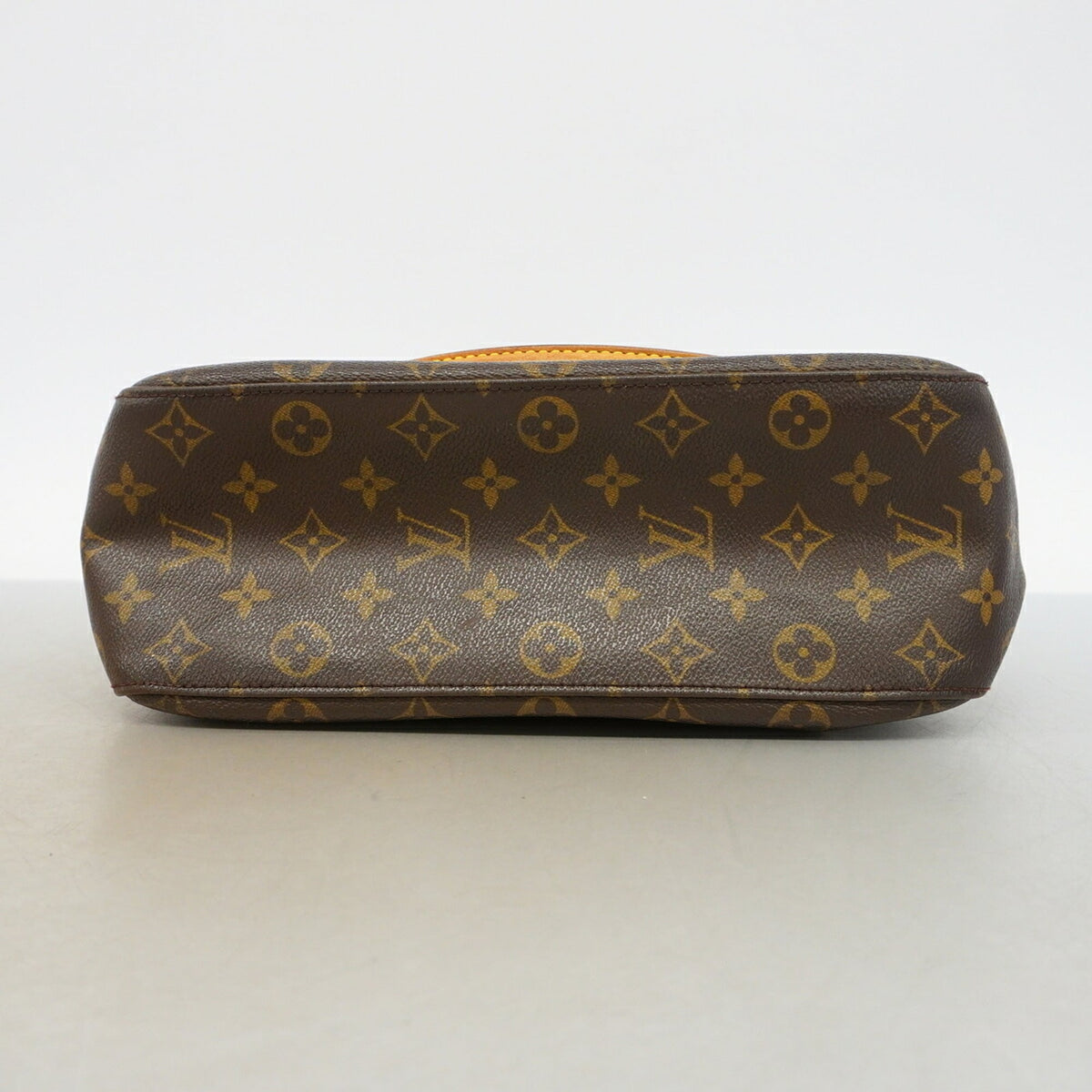 Louis Vuitton Brown Shoulder Bag (Pre-Owned)