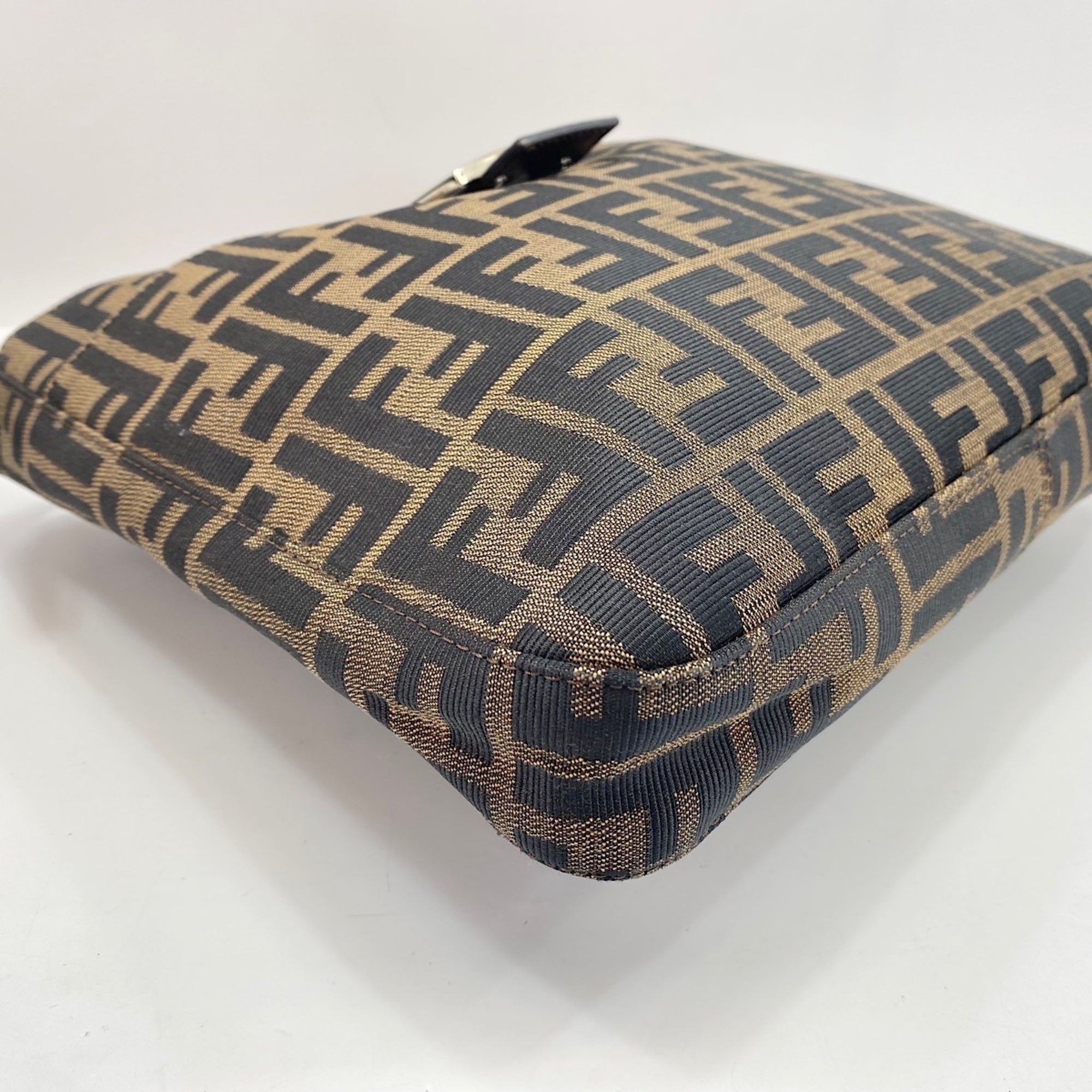 Fendi Brown Canvas Shoulder Bag (Pre-Owned)