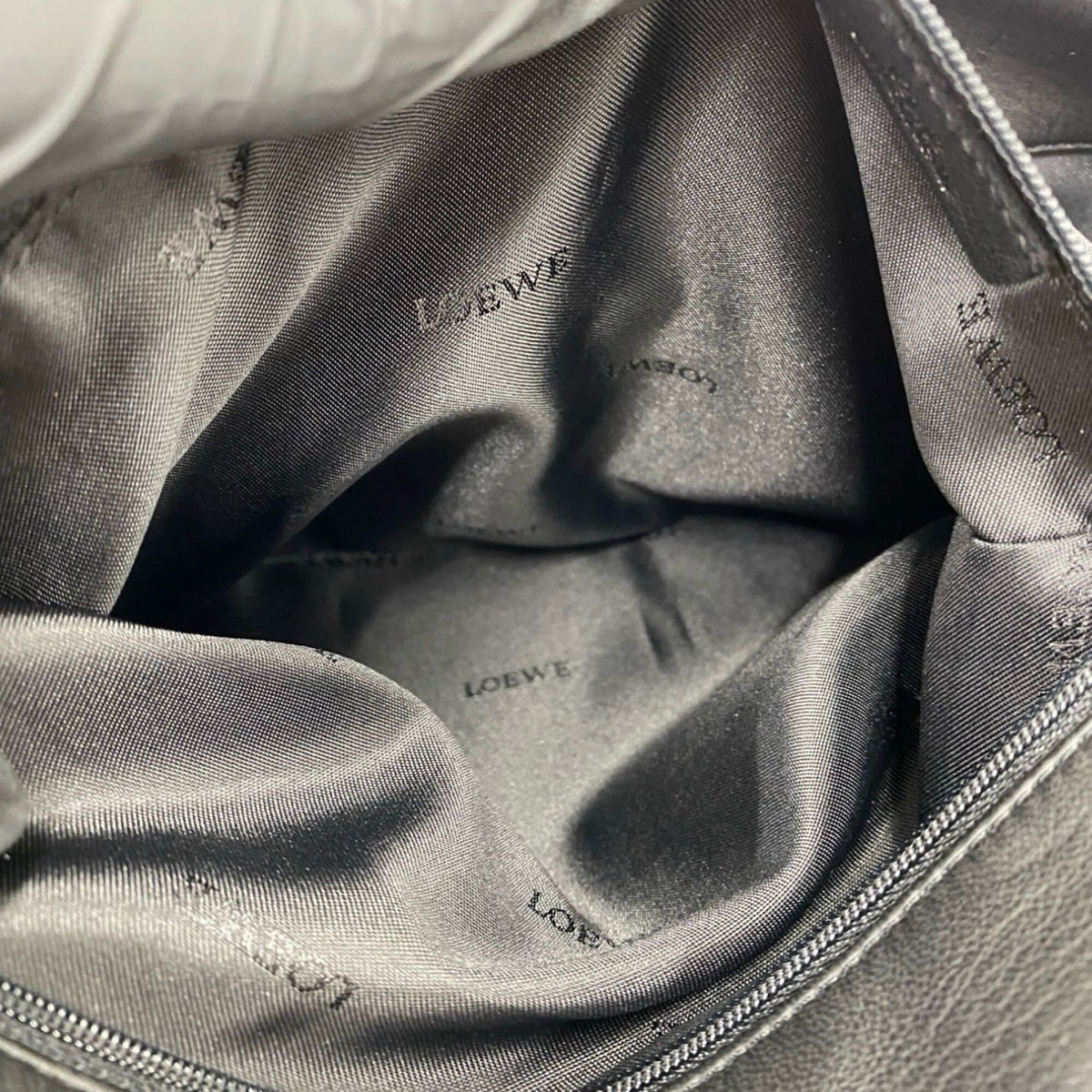 Loewe Black Leather Handbag Shoulder Bag Tote Bag (Pre-Owned)