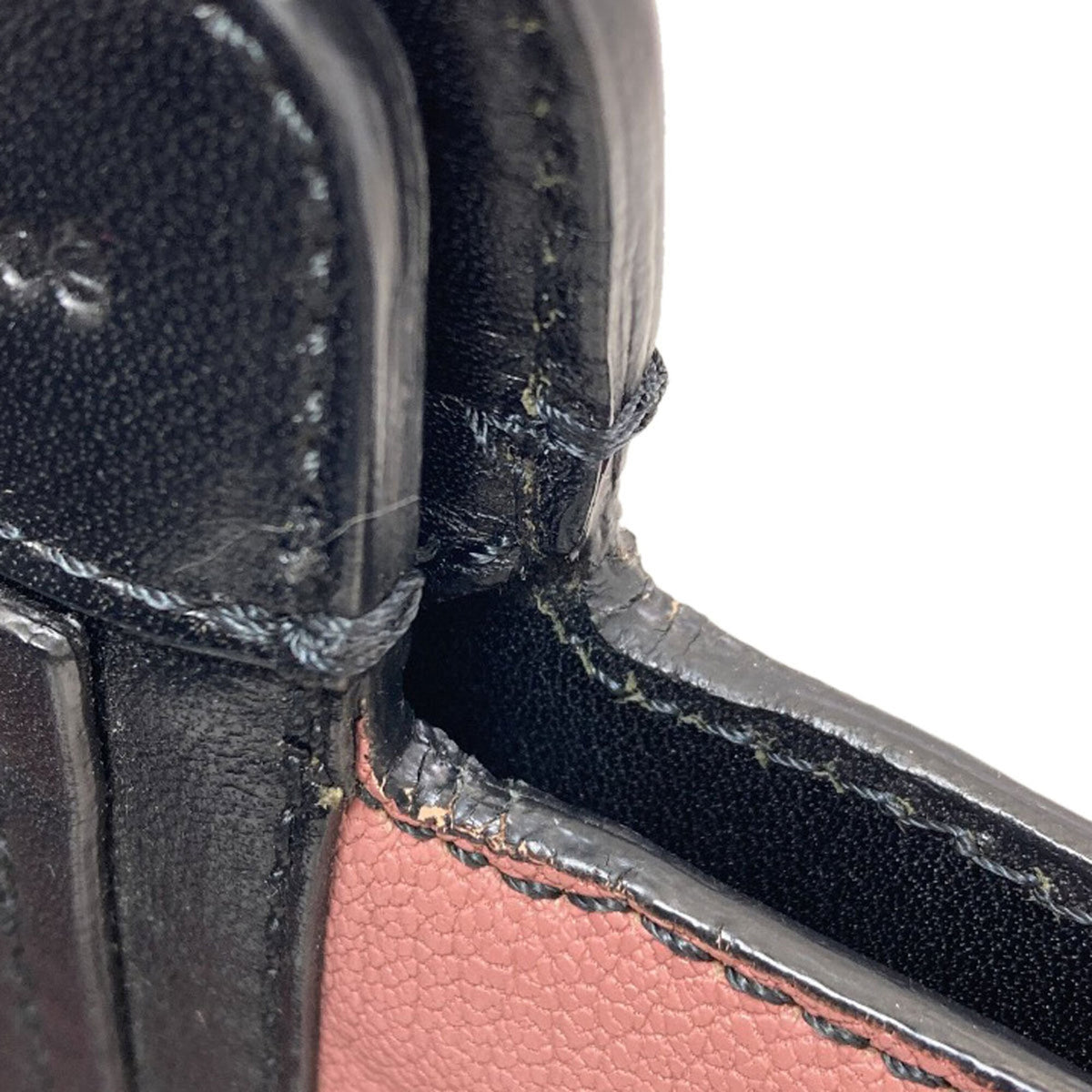 Chloé Alison Black Pink Leather Handbag (Pre-Owned)