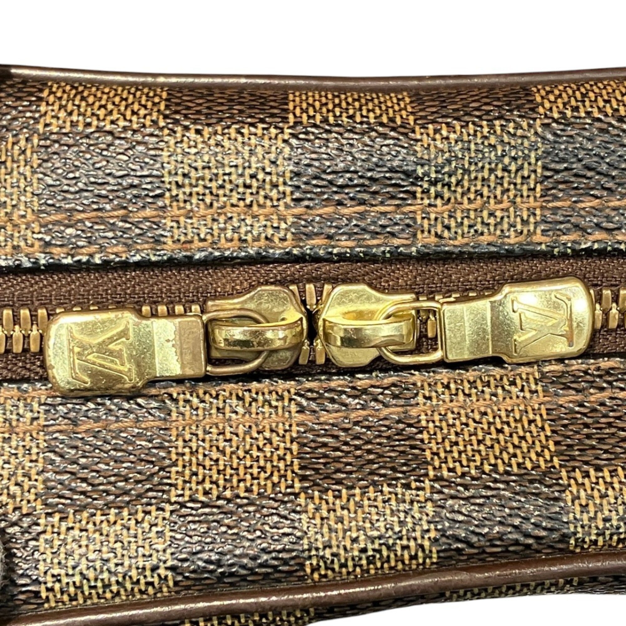 Louis Vuitton Brown Galle Shoulder Bag (Pre-Owned)