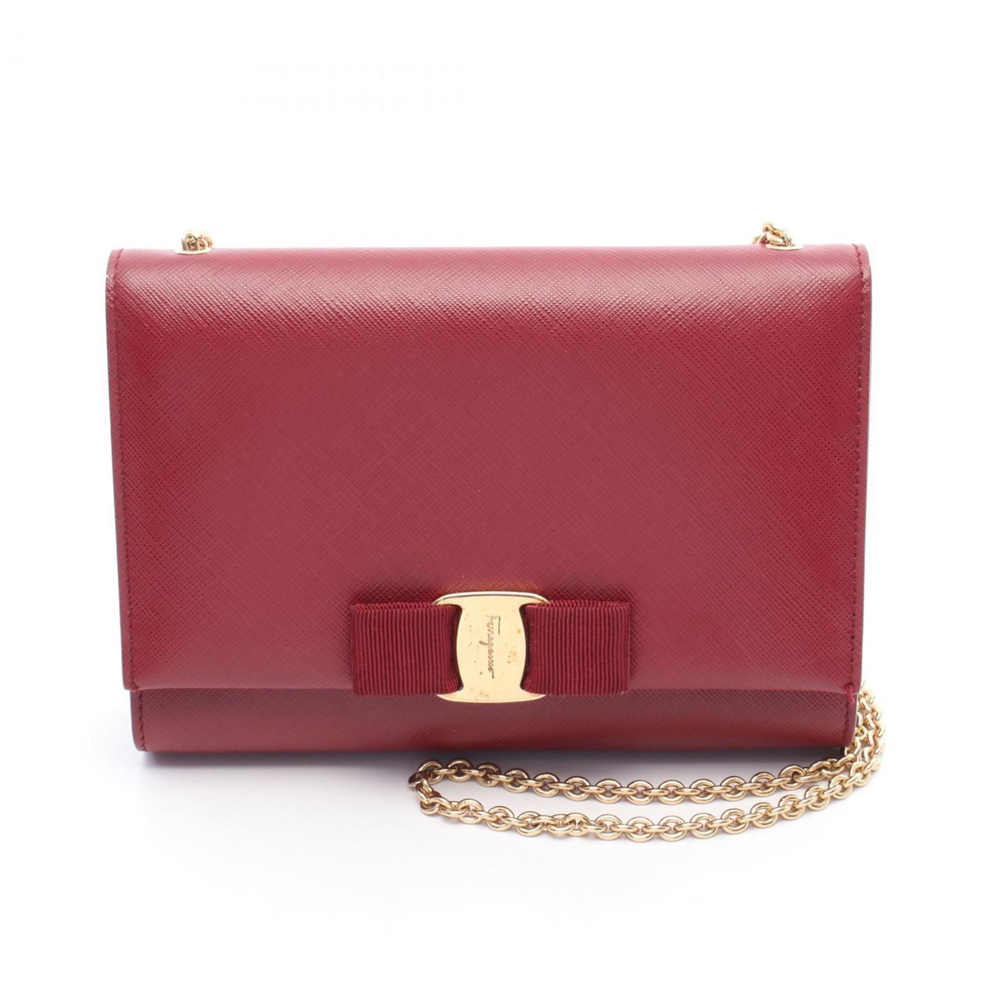 Salvatore Ferragamo Red Color Leather Shoulder Bag (Pre-Owned)