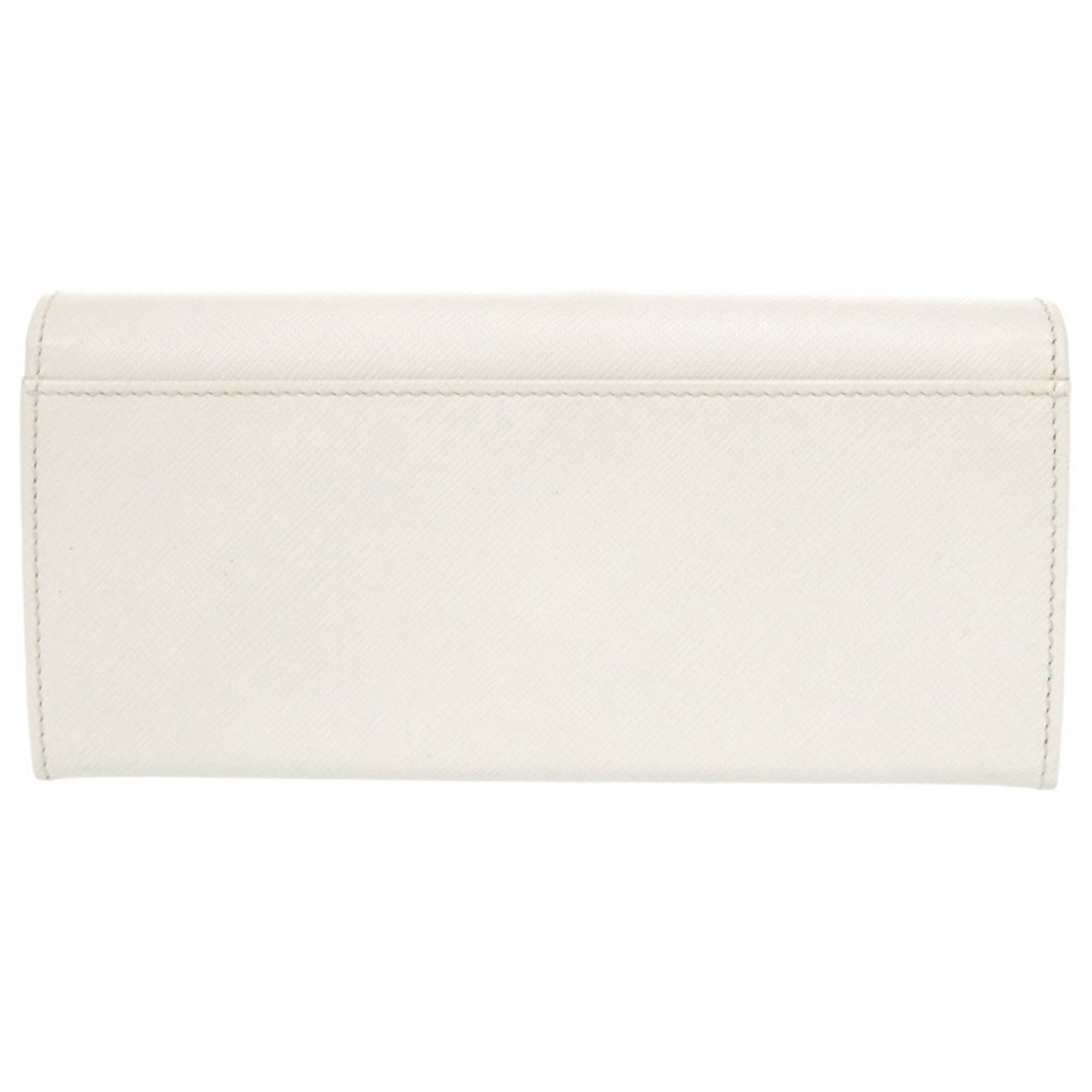 Salvatore Ferragamo White Leather Long Wallet (Bi-Fold) (Pre-Owned)
