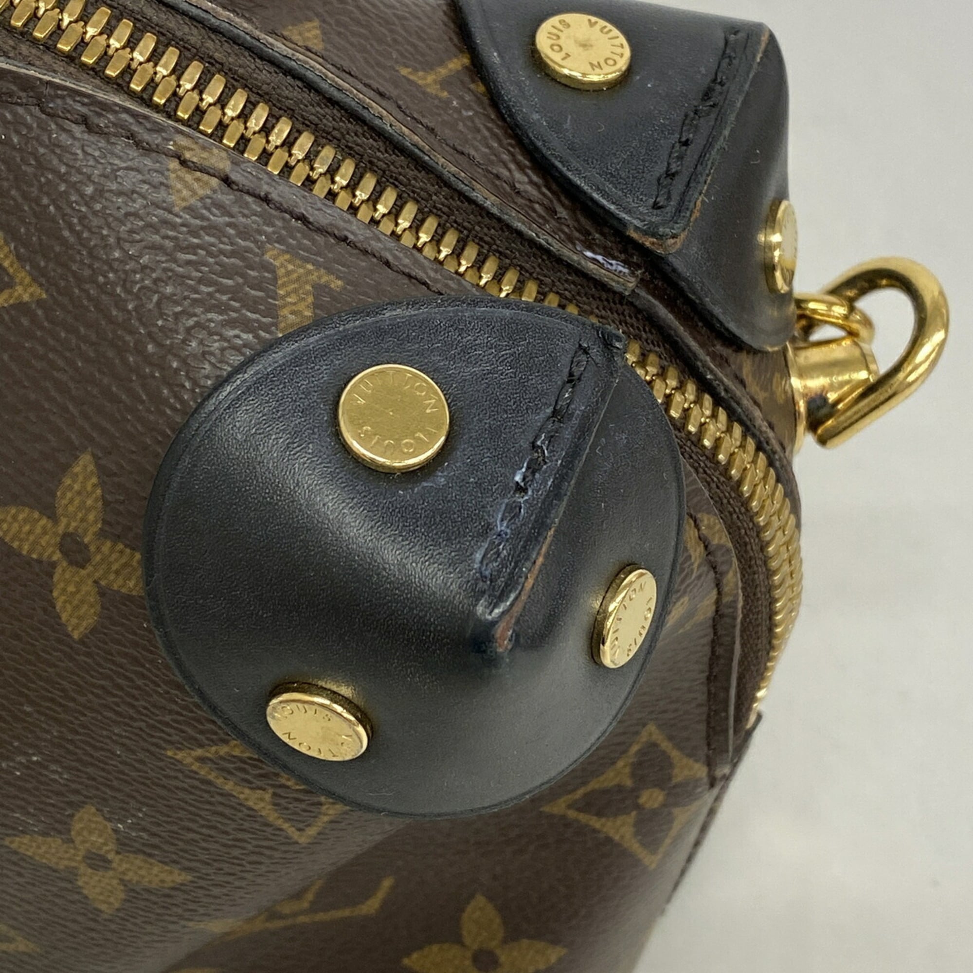 Louis Vuitton Brown Handbag (Pre-Owned)