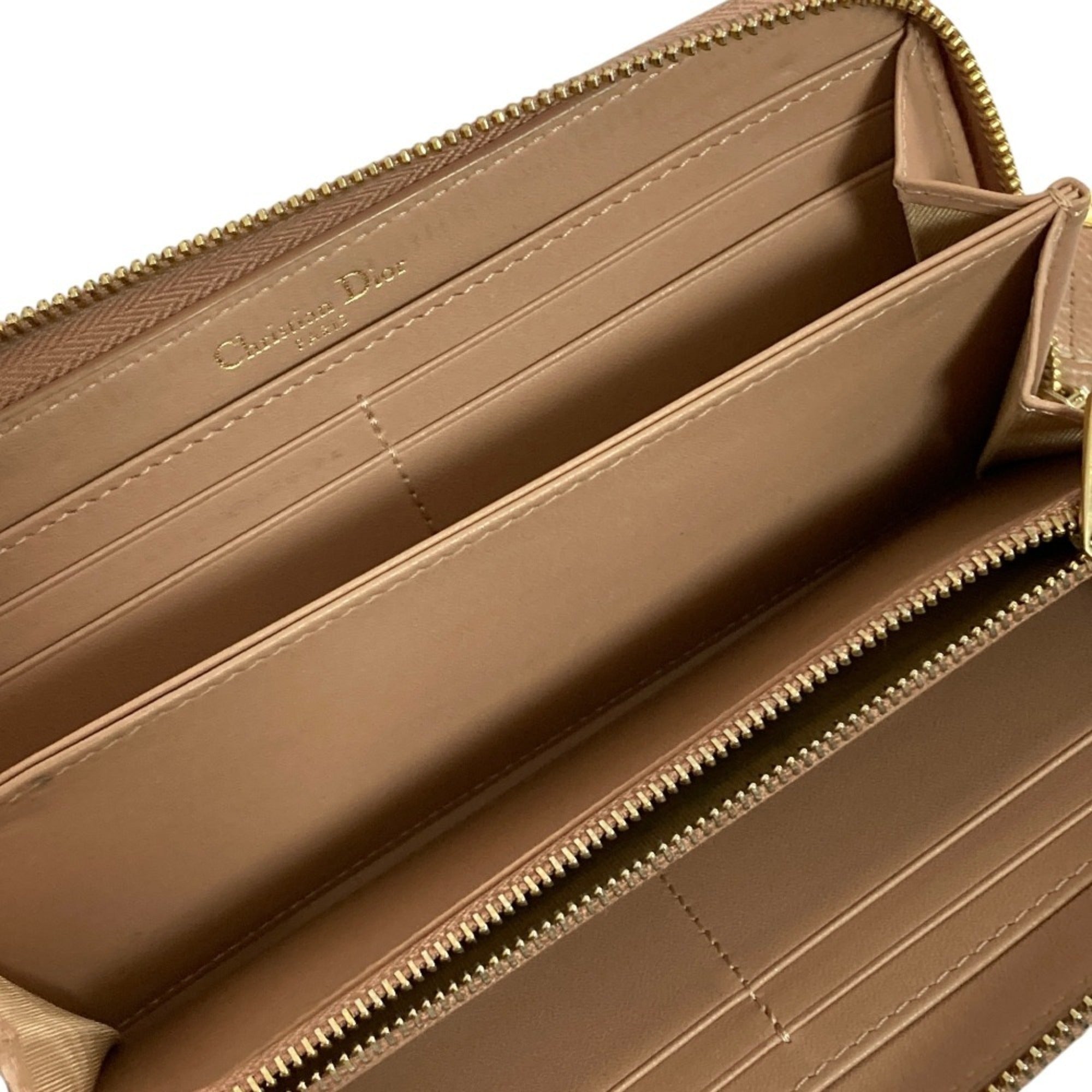 Christian Dior Beige Leather Long Wallet (Bi-Fold) (Pre-Owned)