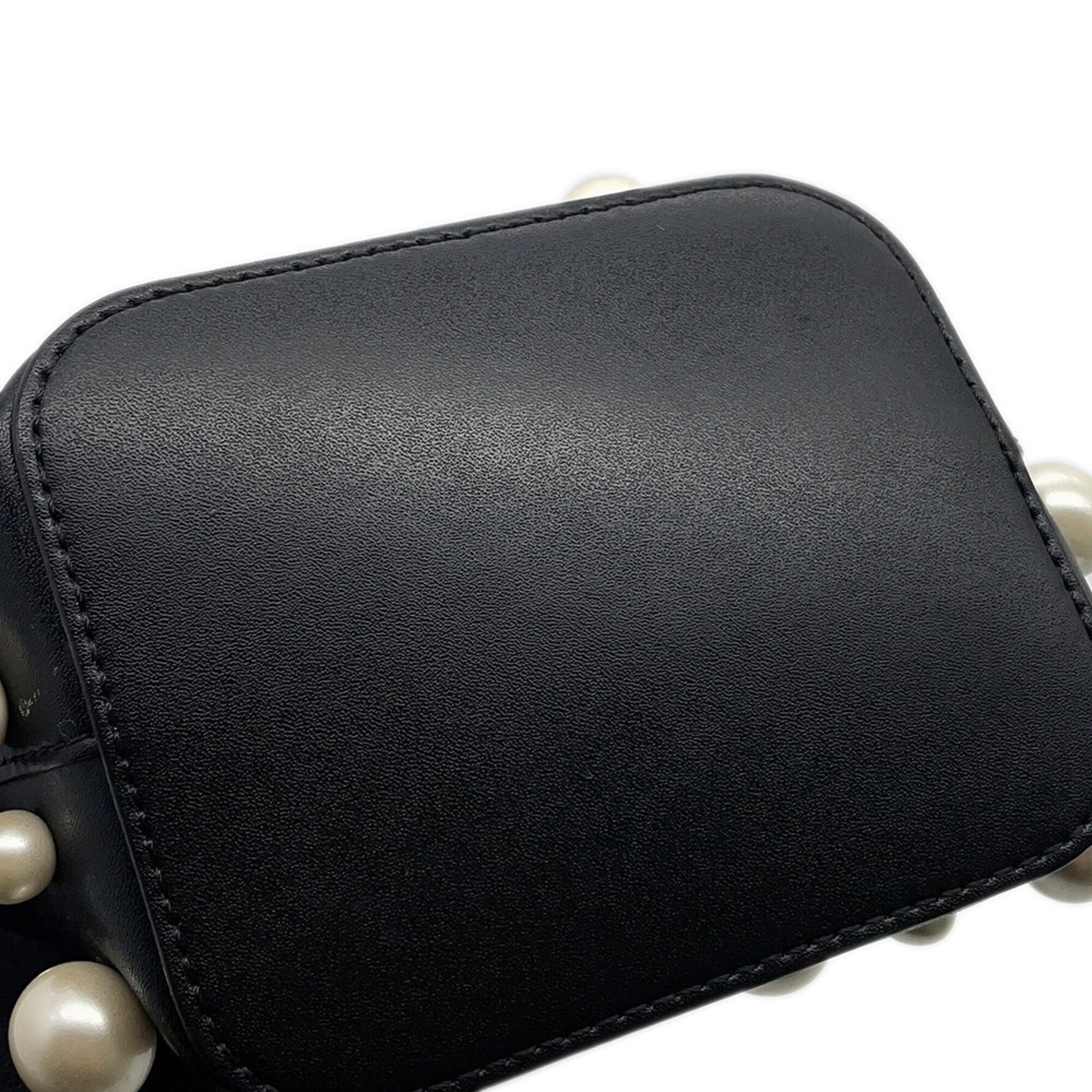 Fendi Black Leather Handbag Shoulder Bag (Pre-Owned)