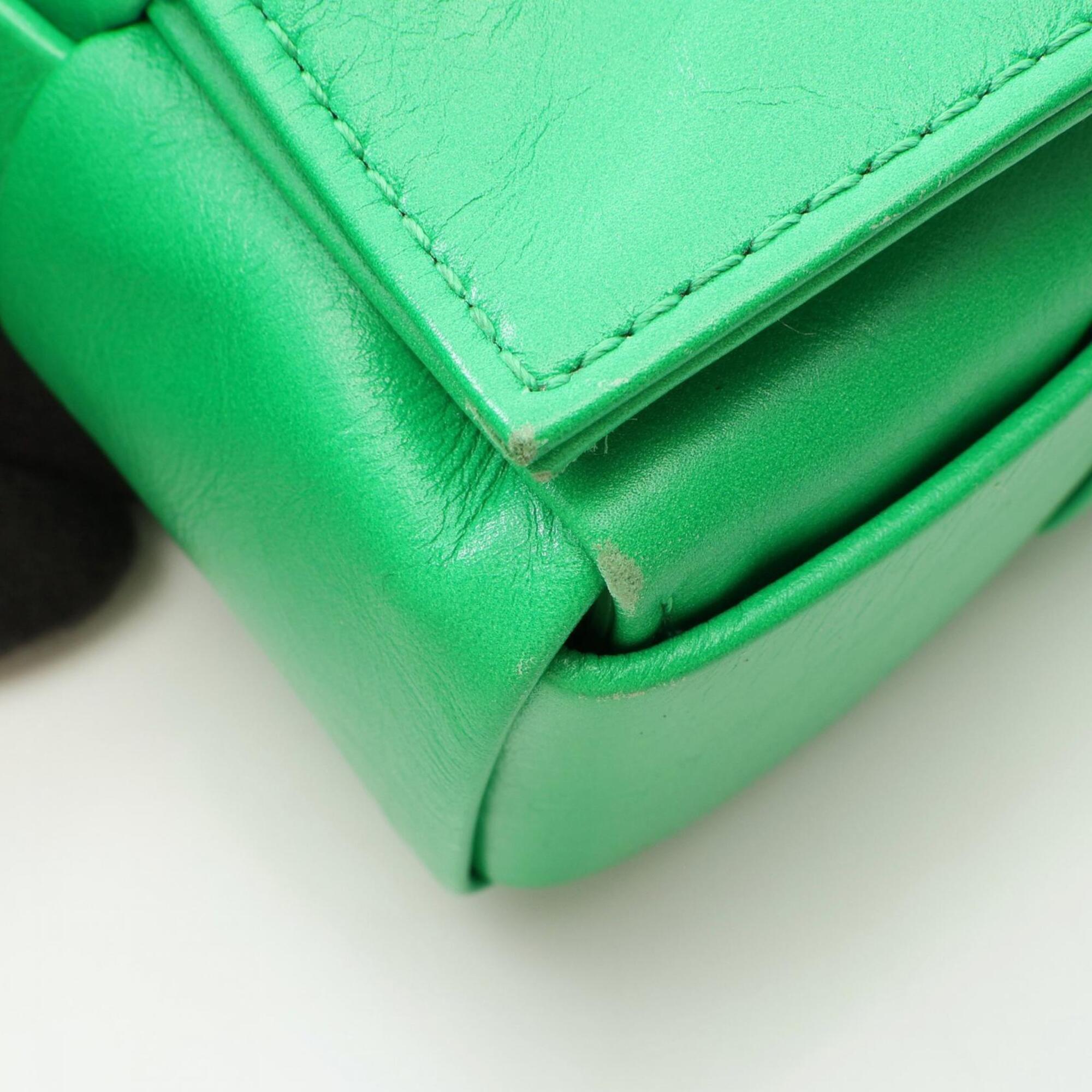 Bottega Veneta Green Leather Handbag Shoulder Bag (Pre-Owned)