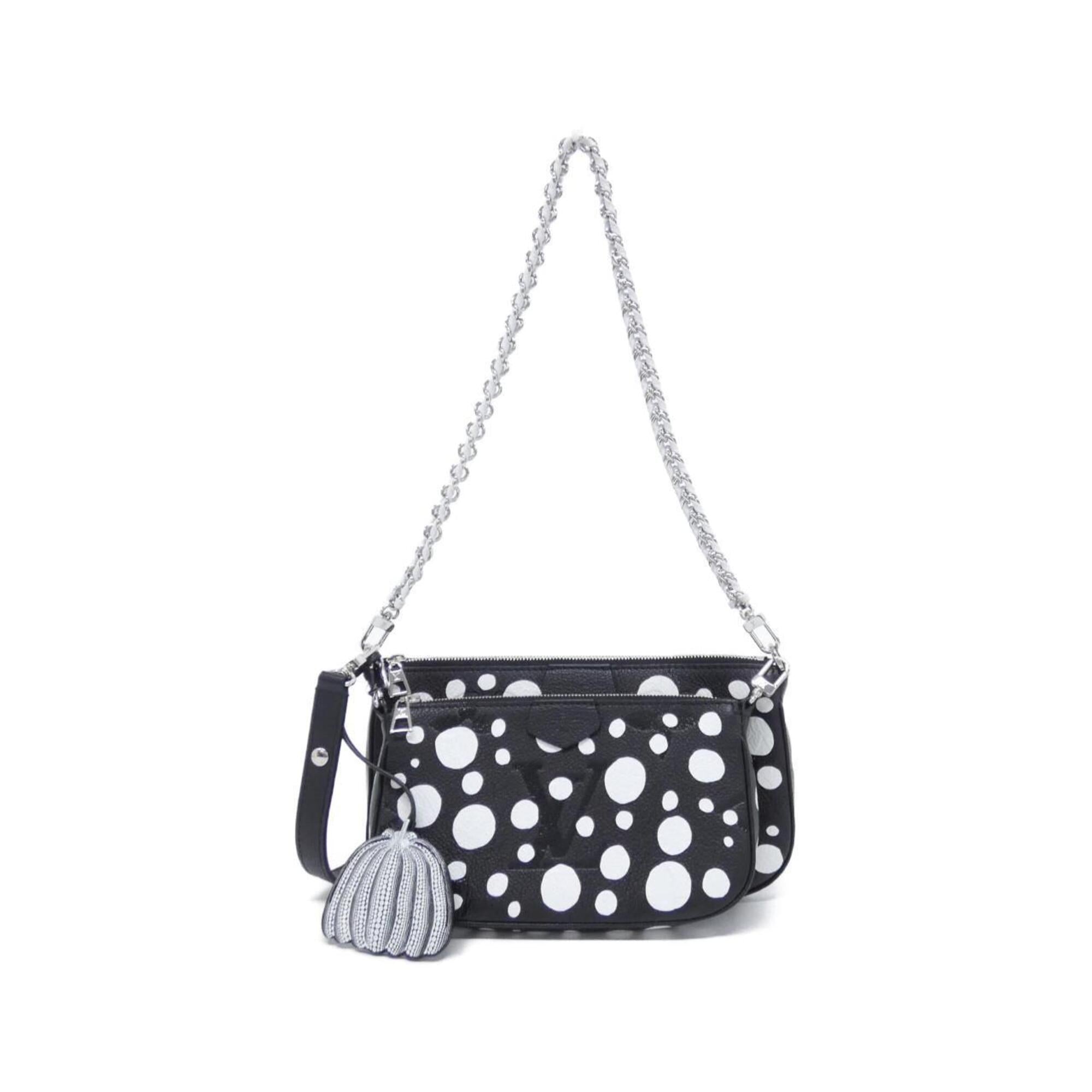 Louis Vuitton Black Leather Pochette Shoulder Bag (Pre-Owned)