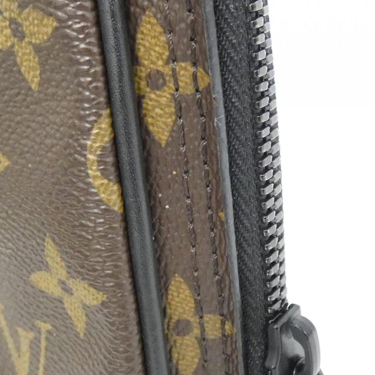 Louis Vuitton Black Brown Coated Canvas Shoulder Bag (Pre-Owned)
