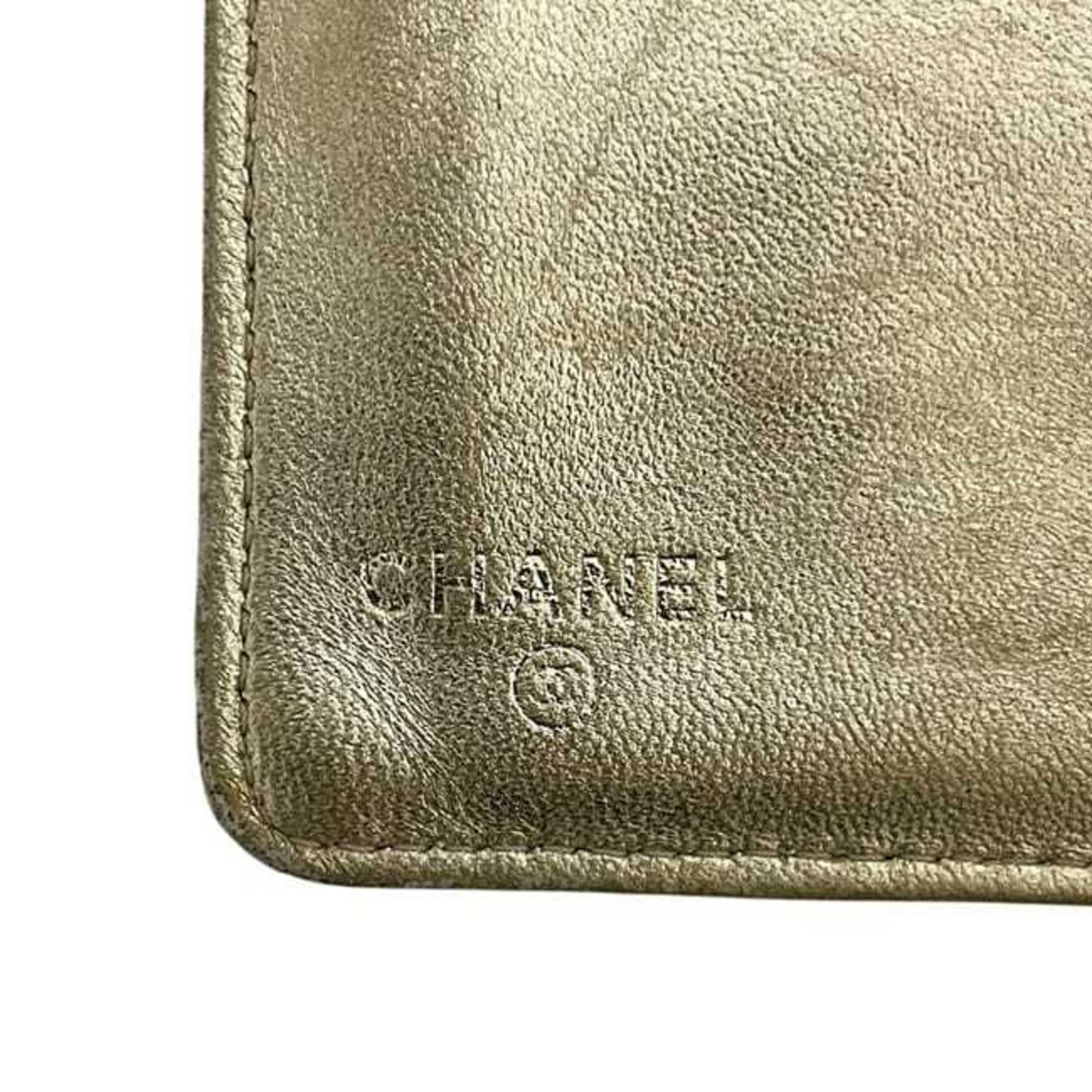 Chanel Gold Patent Leather Long Wallet (Bi-Fold) (Pre-Owned)