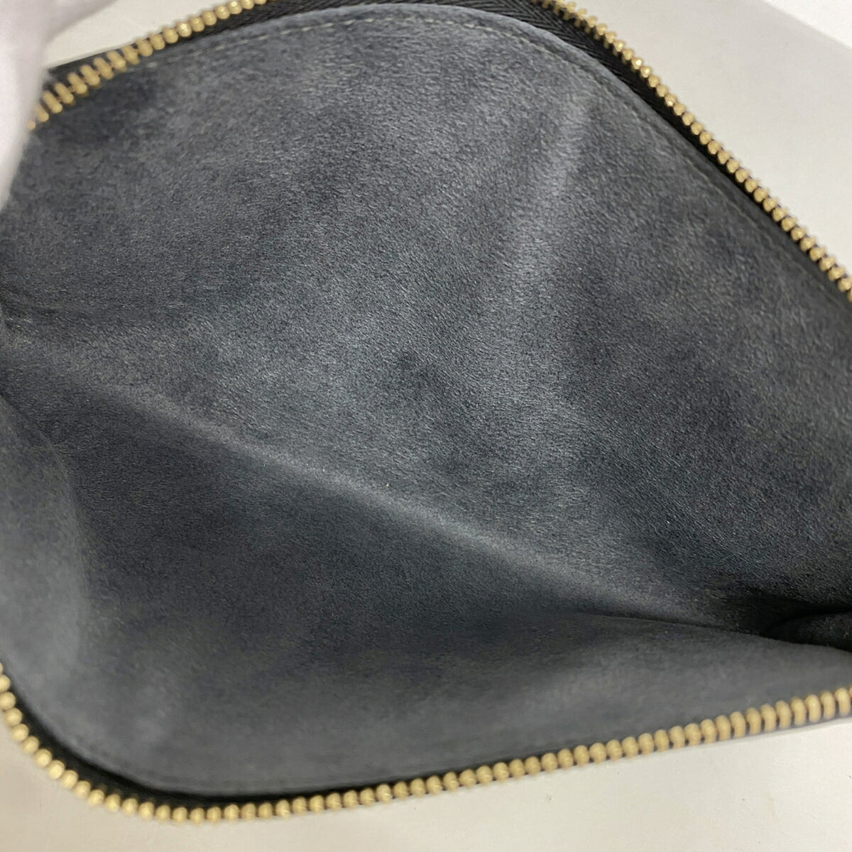 Louis Vuitton Noir Pouch (Pre-Owned)