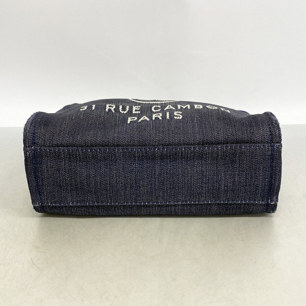 Chanel Navy Denim Tote Bag (Pre-Owned)