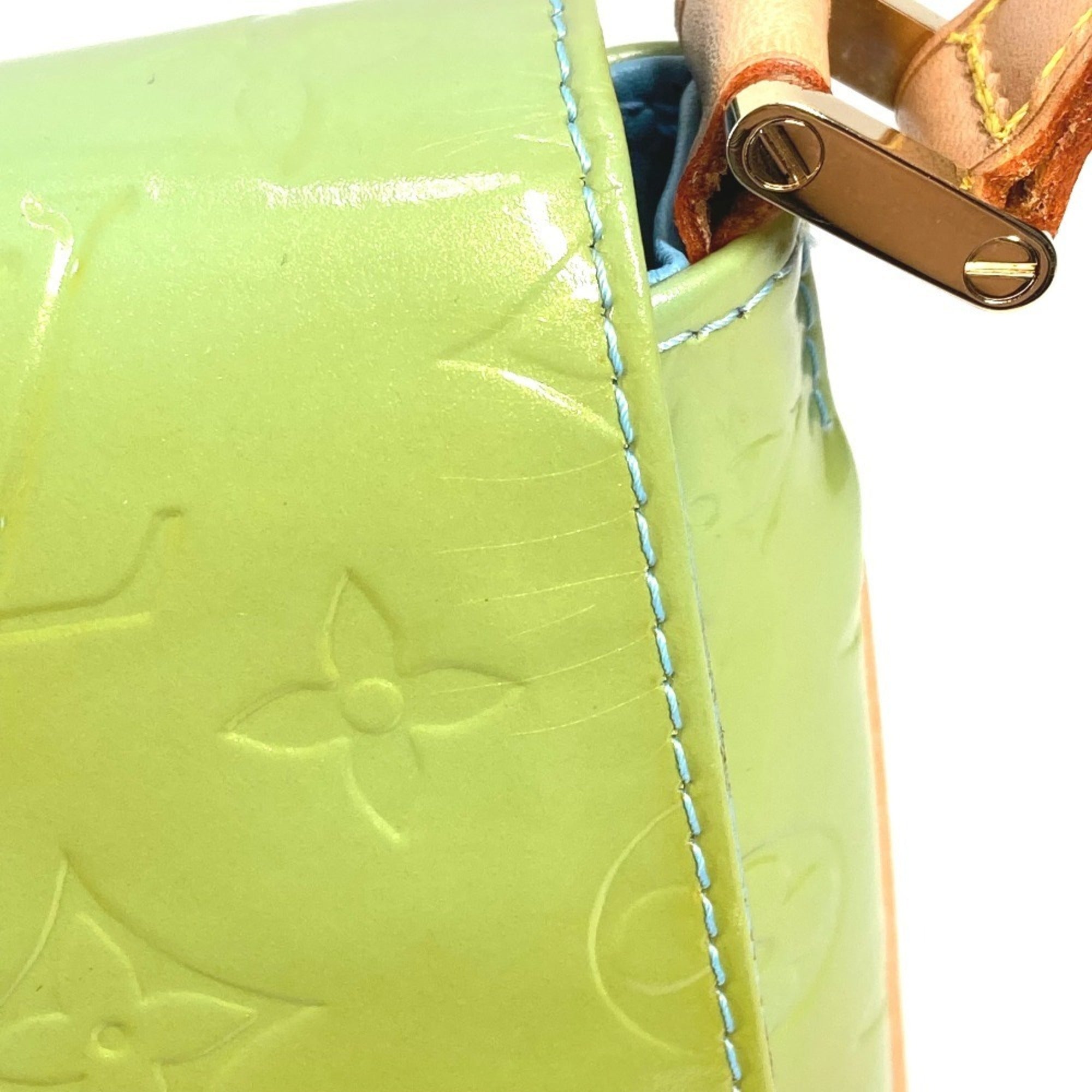 Louis Vuitton Monogram Vernis Baby Blue Monogram Vernis Shoulder Bag (Pre-Owned)