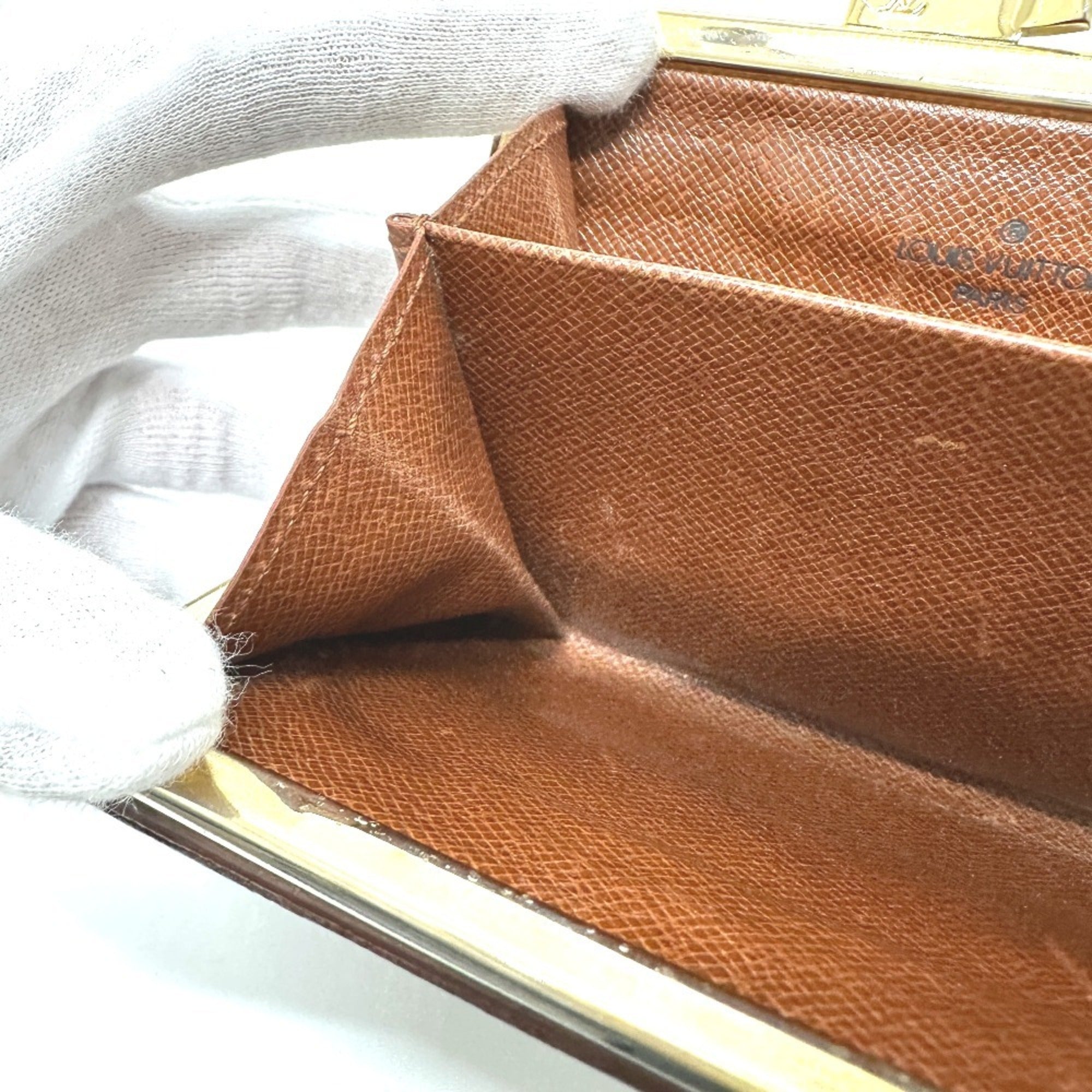 Louis Vuitton Brown Monogram Monogram Wallet (Bi-Fold) (Pre-Owned)
