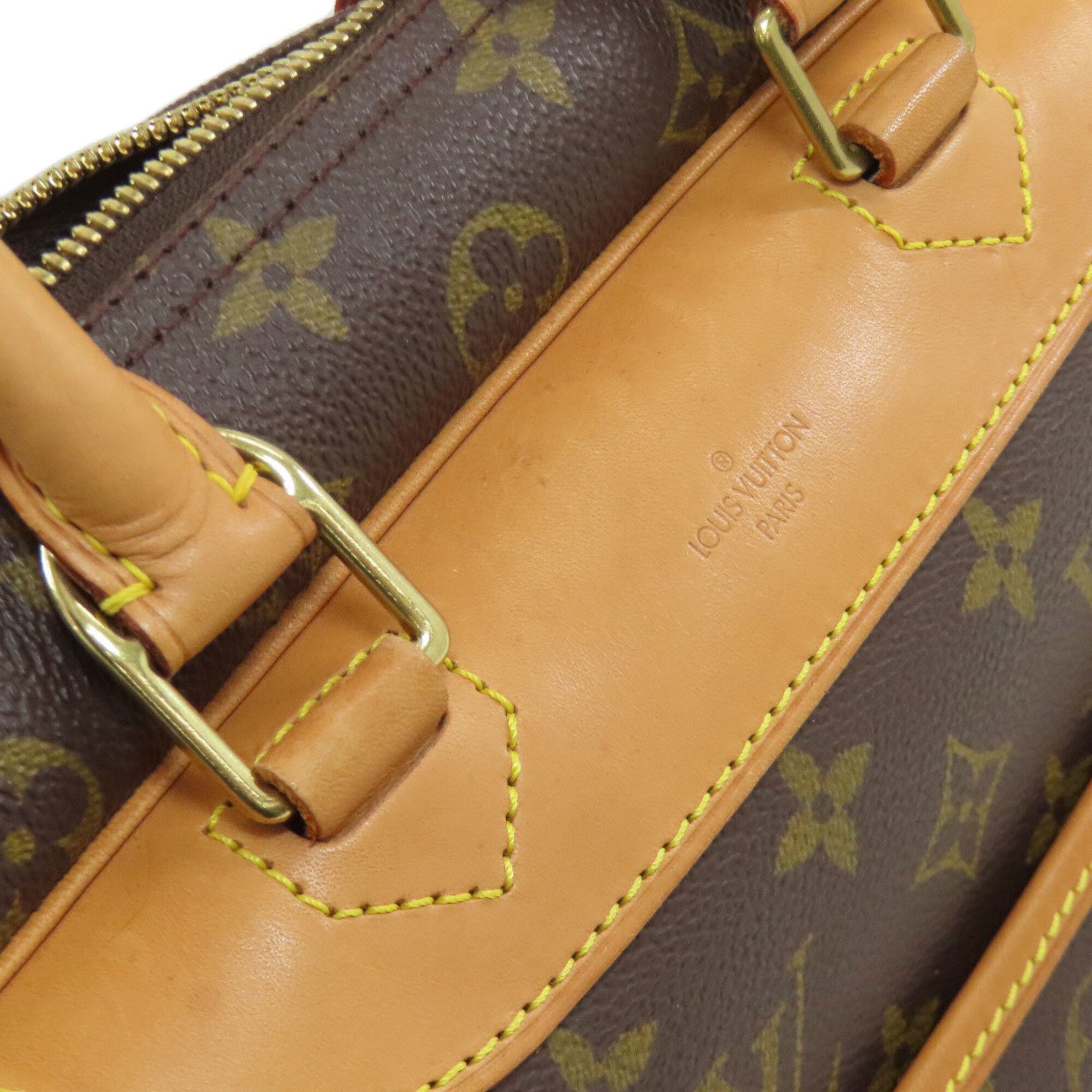 Louis Vuitton Brown Monogram Monogram Canvas Handbag (Pre-Owned)