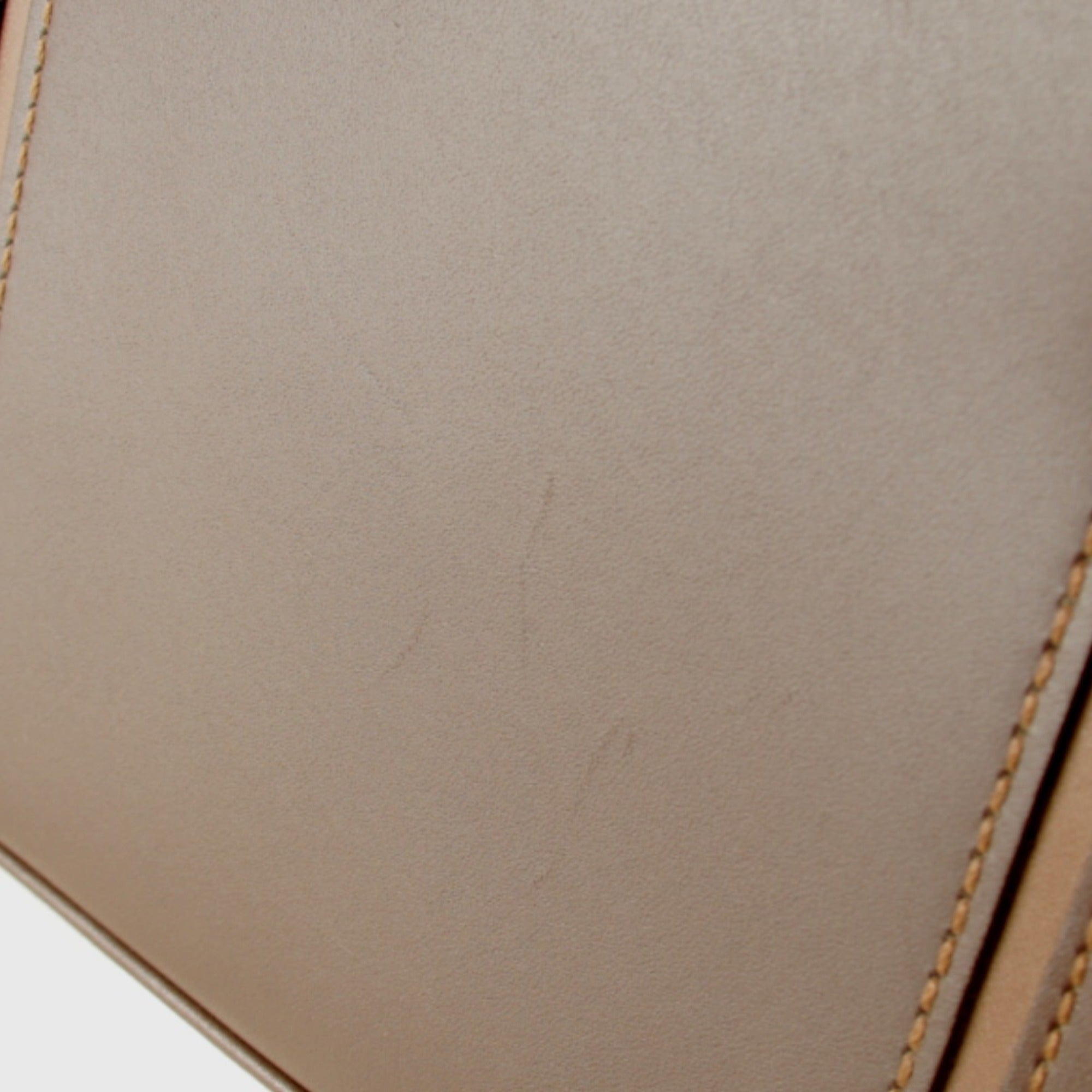 Burberry Brown Leather Handbag (Pre-Owned)