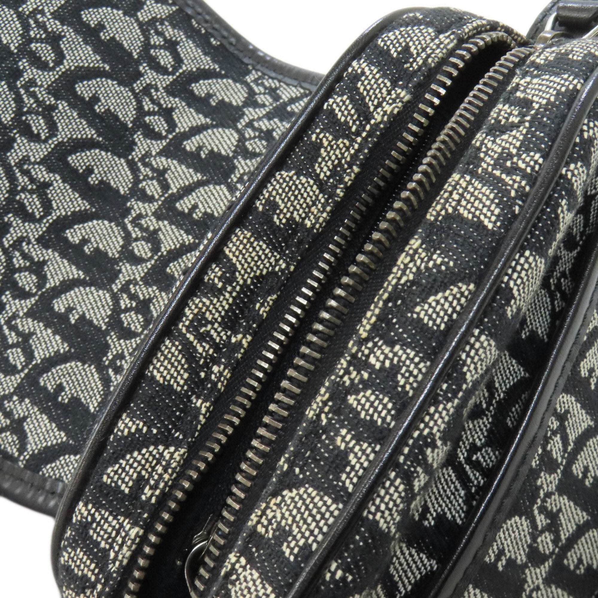 Christian Dior Trotter Black Canvas Shoulder Bag (Pre-Owned)