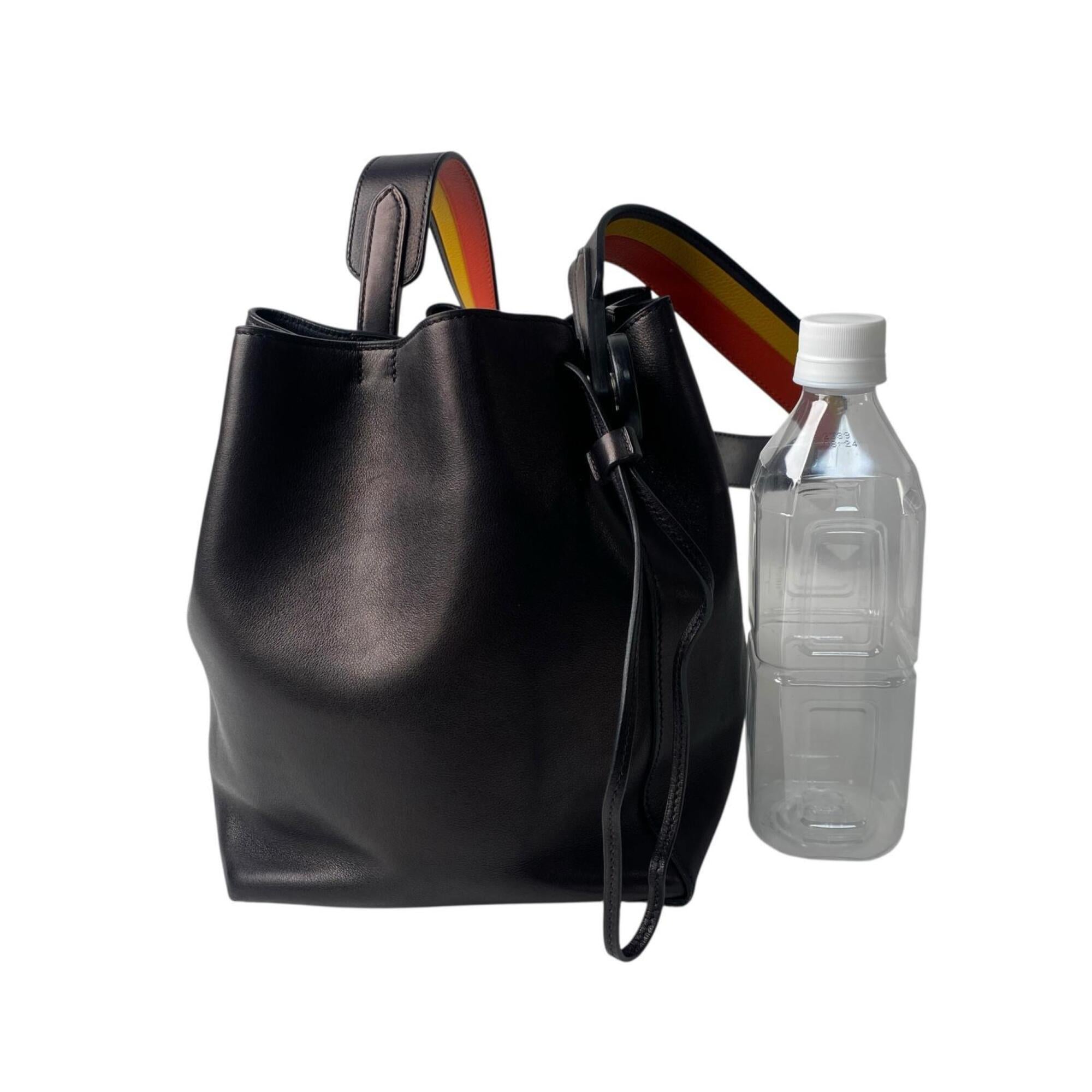 Hermes Black Shoulder Bag (Pre-Owned)
