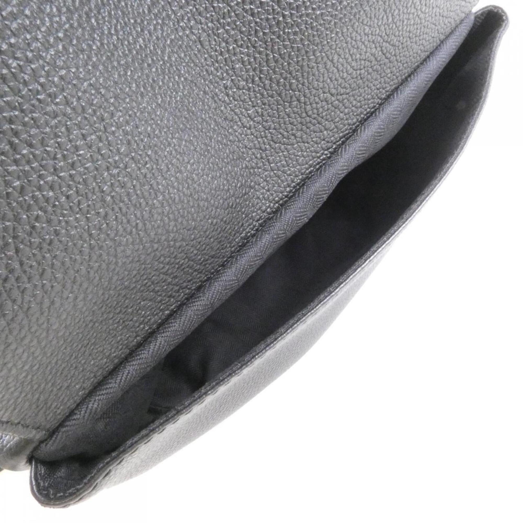 Loewe Black Leather Shoulder Bag (Pre-Owned)