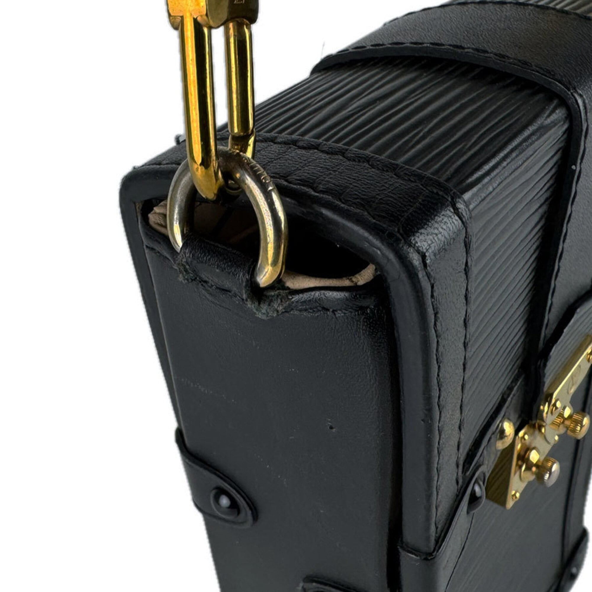 Louis Vuitton Black Epi Leather Pochette Shoulder Bag (Pre-Owned)