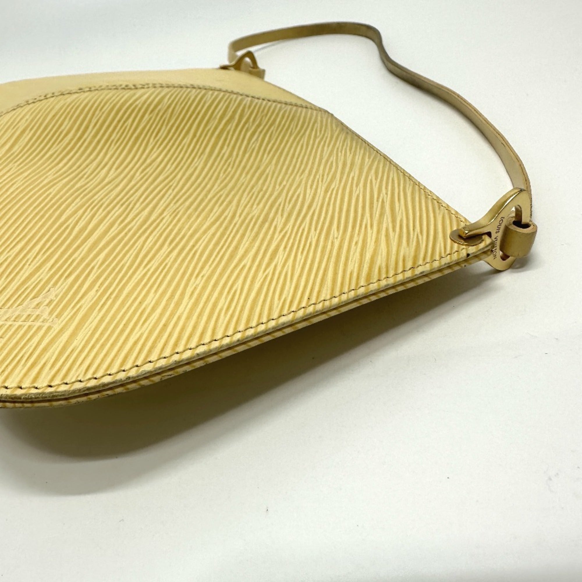 Louis Vuitton Epi Beige Epi Leather Shoulder Bag (Pre-Owned)