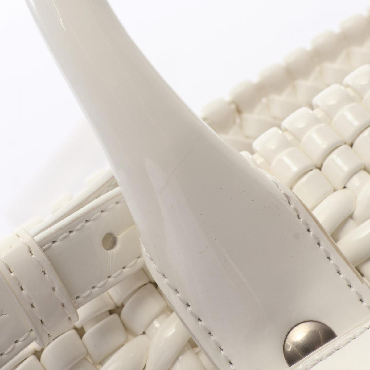 Balenciaga White Leather Basket Handbag Tote Bag (Pre-Owned)