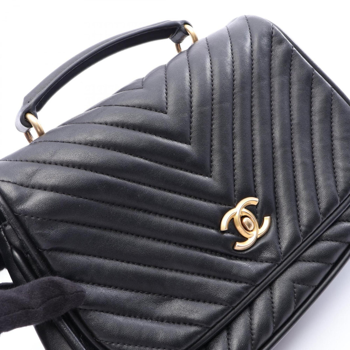 Chanel Black Leather Handbag Shoulder Bag (Pre-Owned)