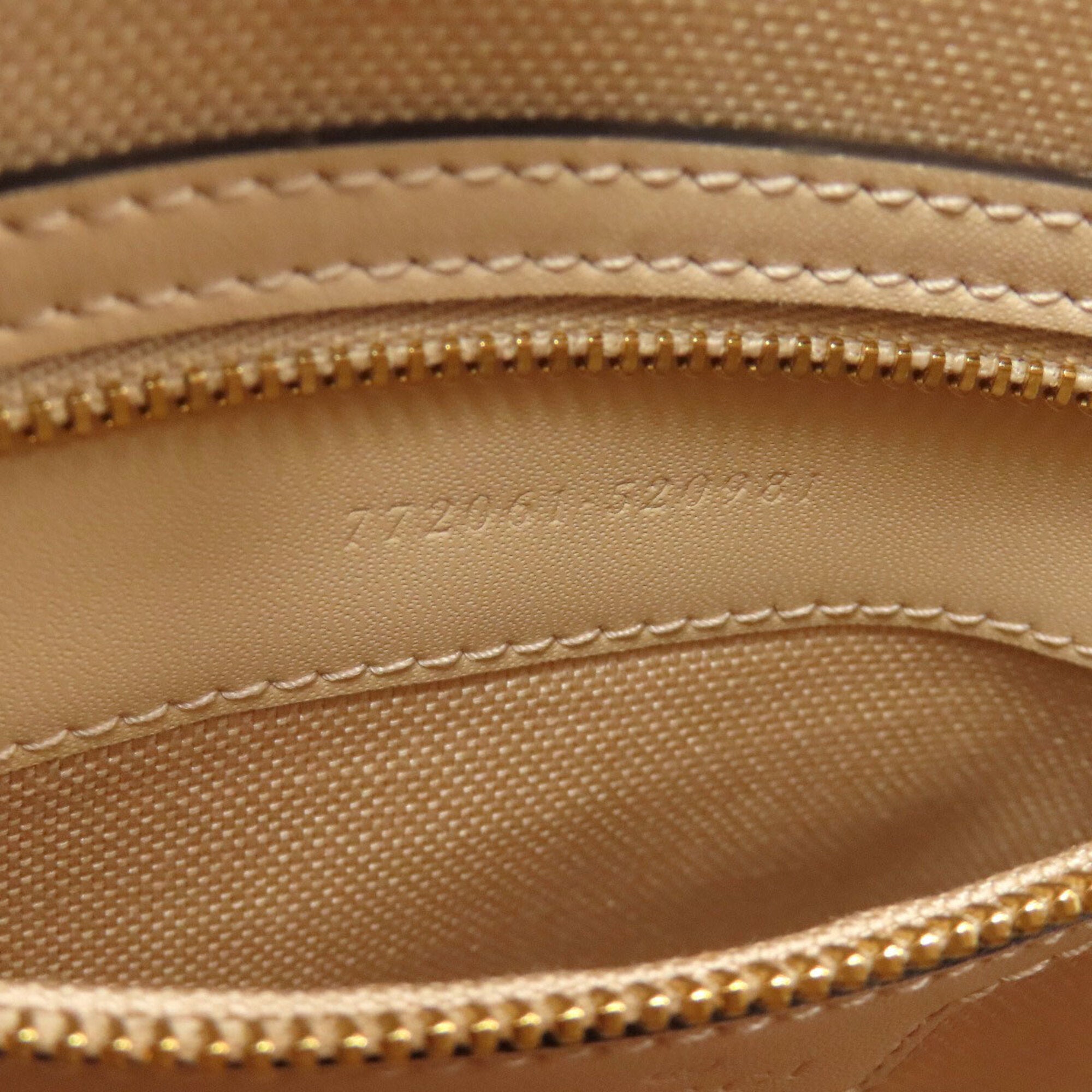 Gucci Beige Canvas Handbag (Pre-Owned)