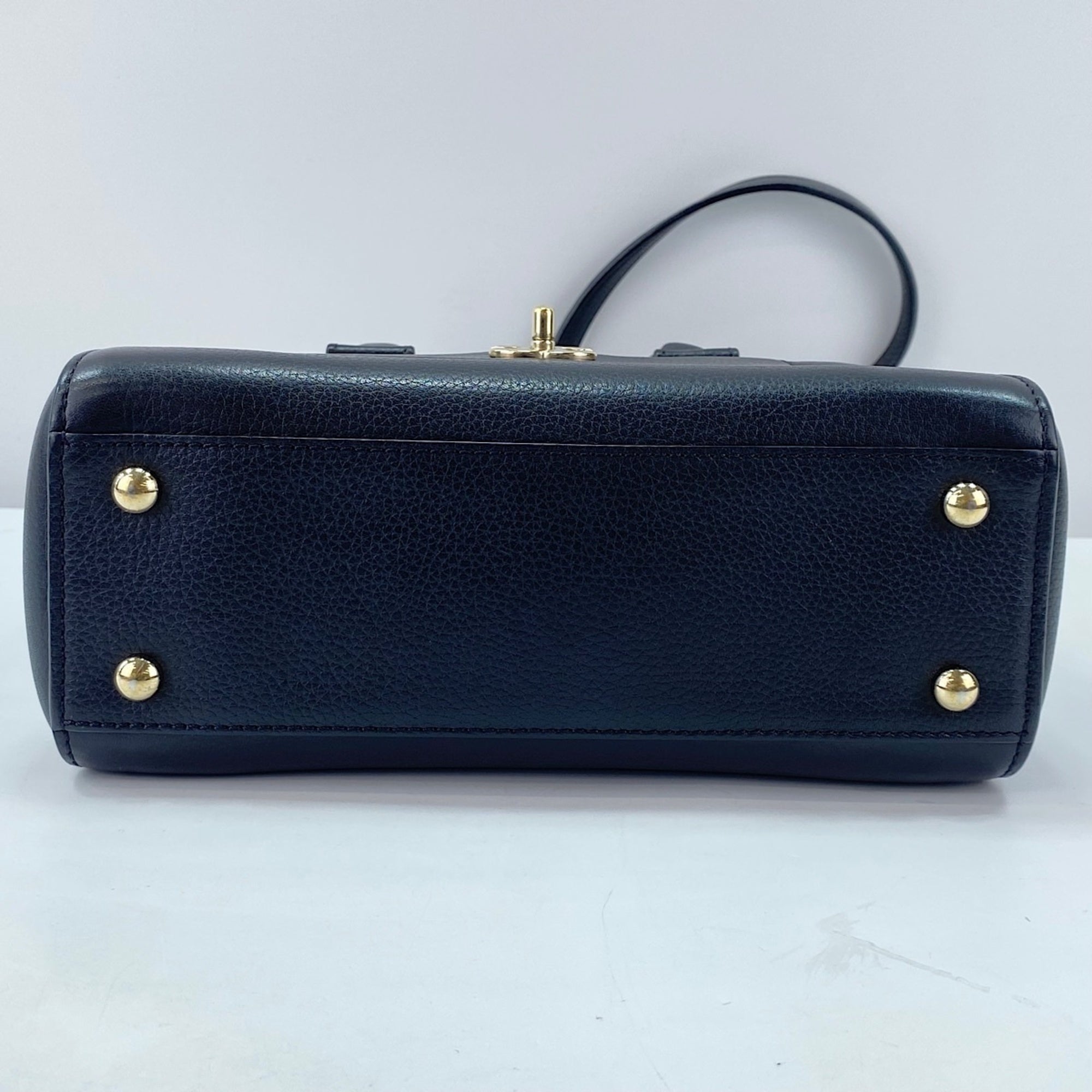 Chanel Black Handbag (Pre-Owned)
