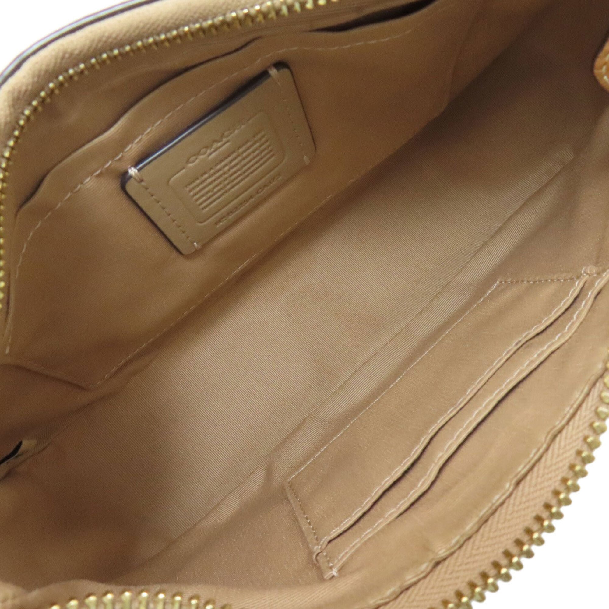 Coach Beige Leather Handbag (Pre-Owned)
