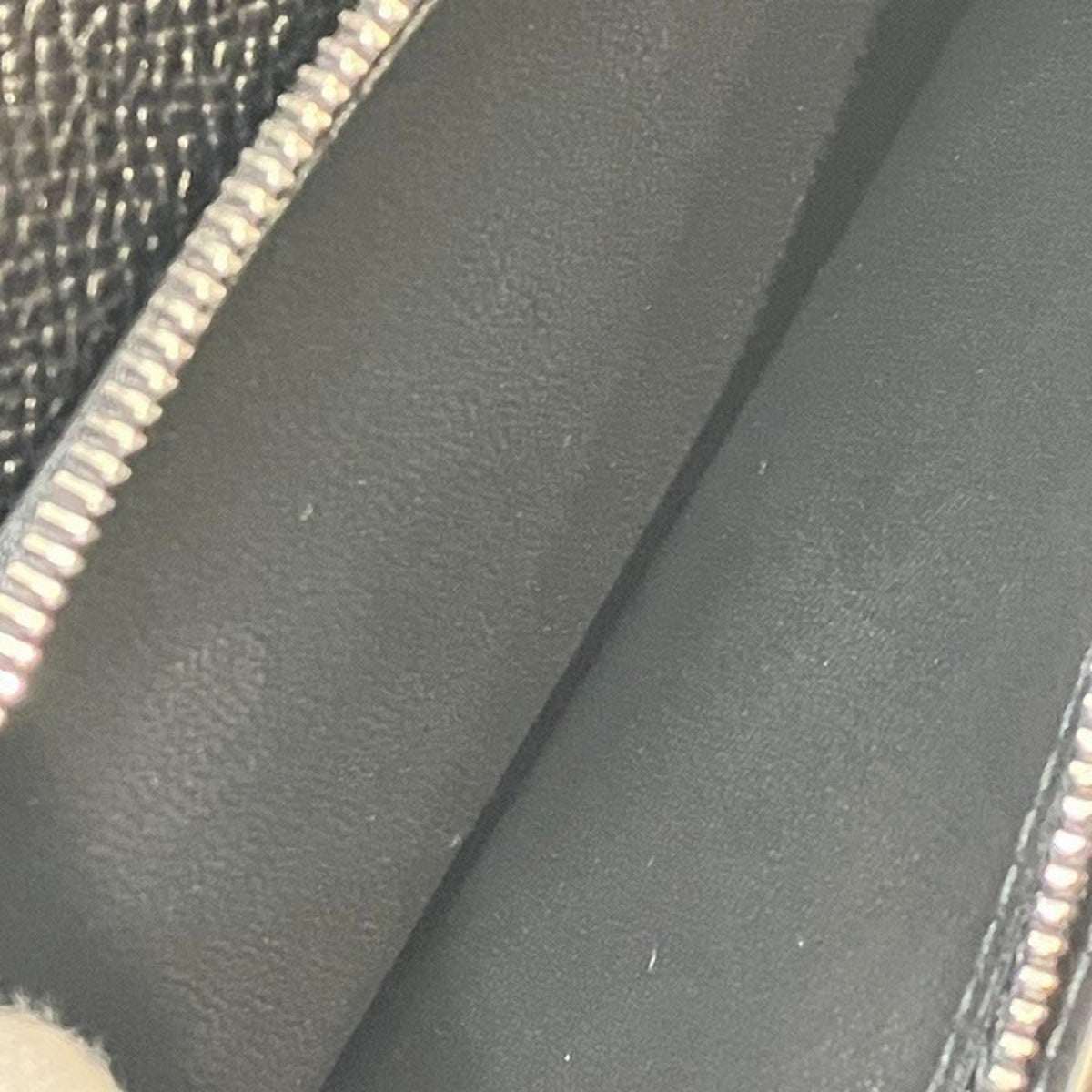 Dunhill Black Long Wallet (Bi-Fold) (Pre-Owned)