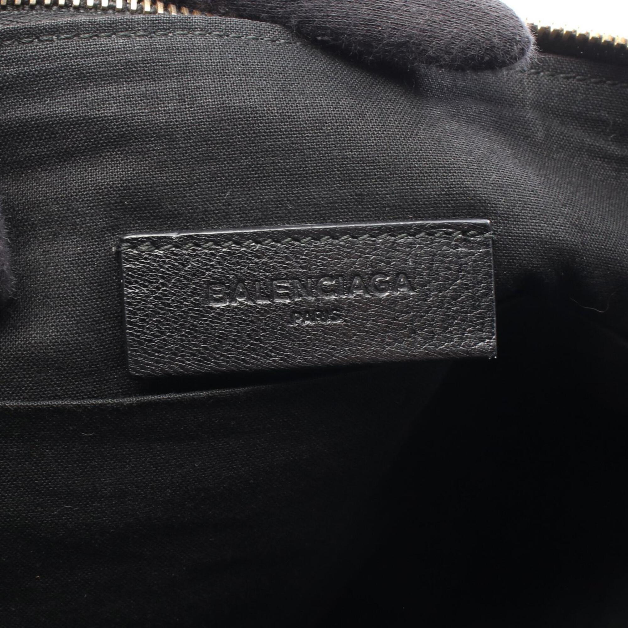 Balenciaga Black Leather Clutch Bag Handbag (Pre-Owned)
