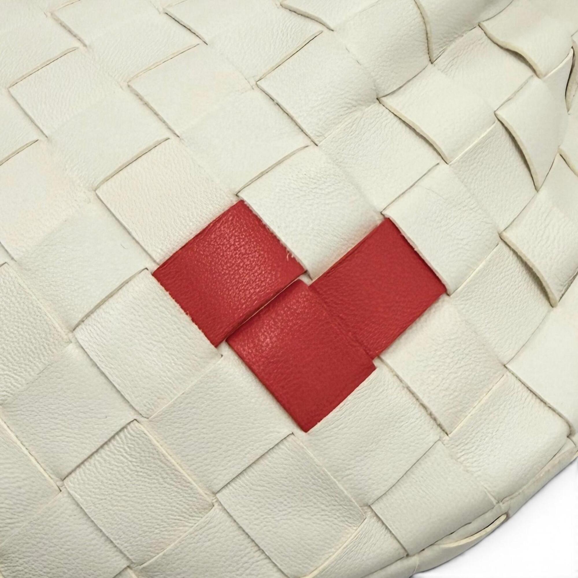 Bottega Veneta Red Color White Leather Handbag (Pre-Owned)