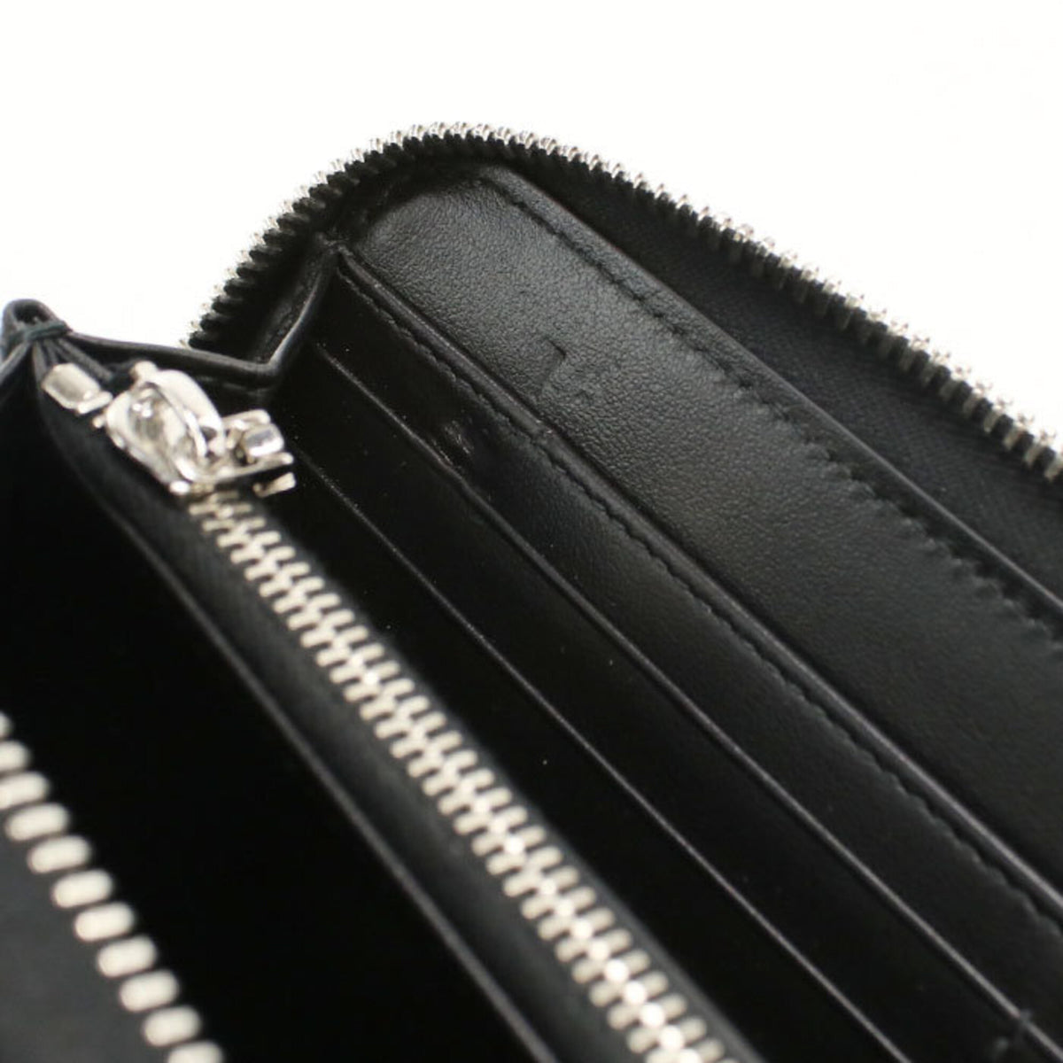 Christian Dior Black Leather Long Wallet (Bi-Fold) (Pre-Owned)