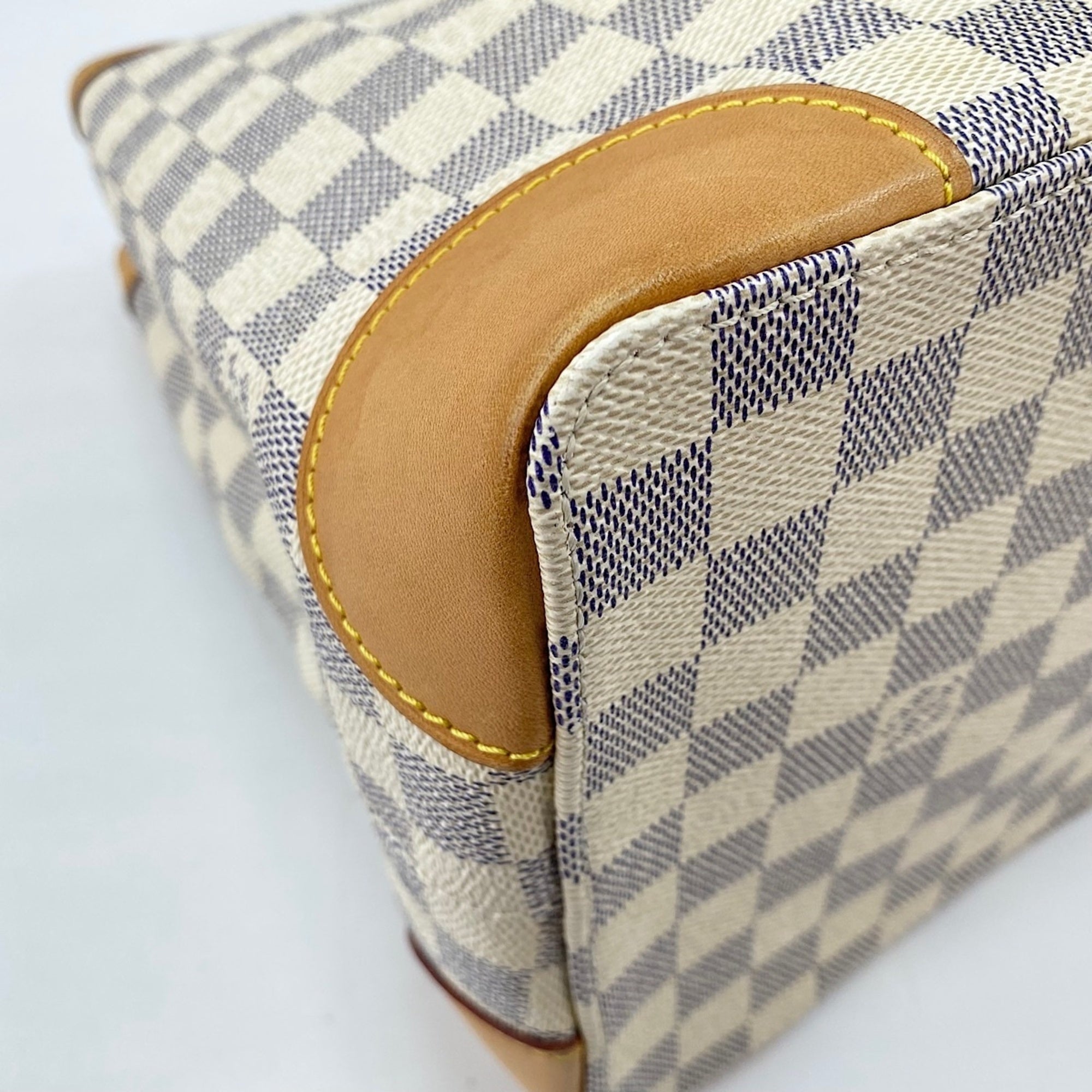 Louis Vuitton Damier Azur White Tote Bag (Pre-Owned)
