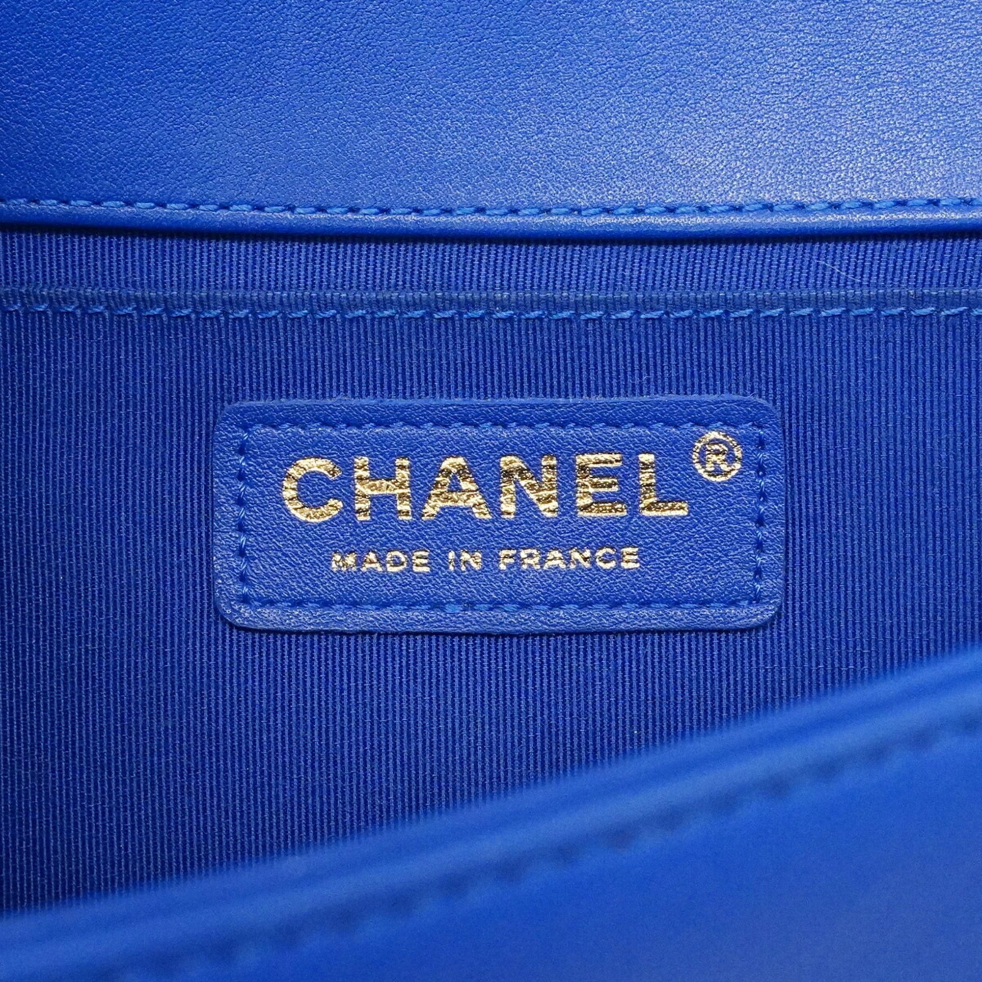 Chanel Blue Leather Shoulder Bag (Pre-Owned)