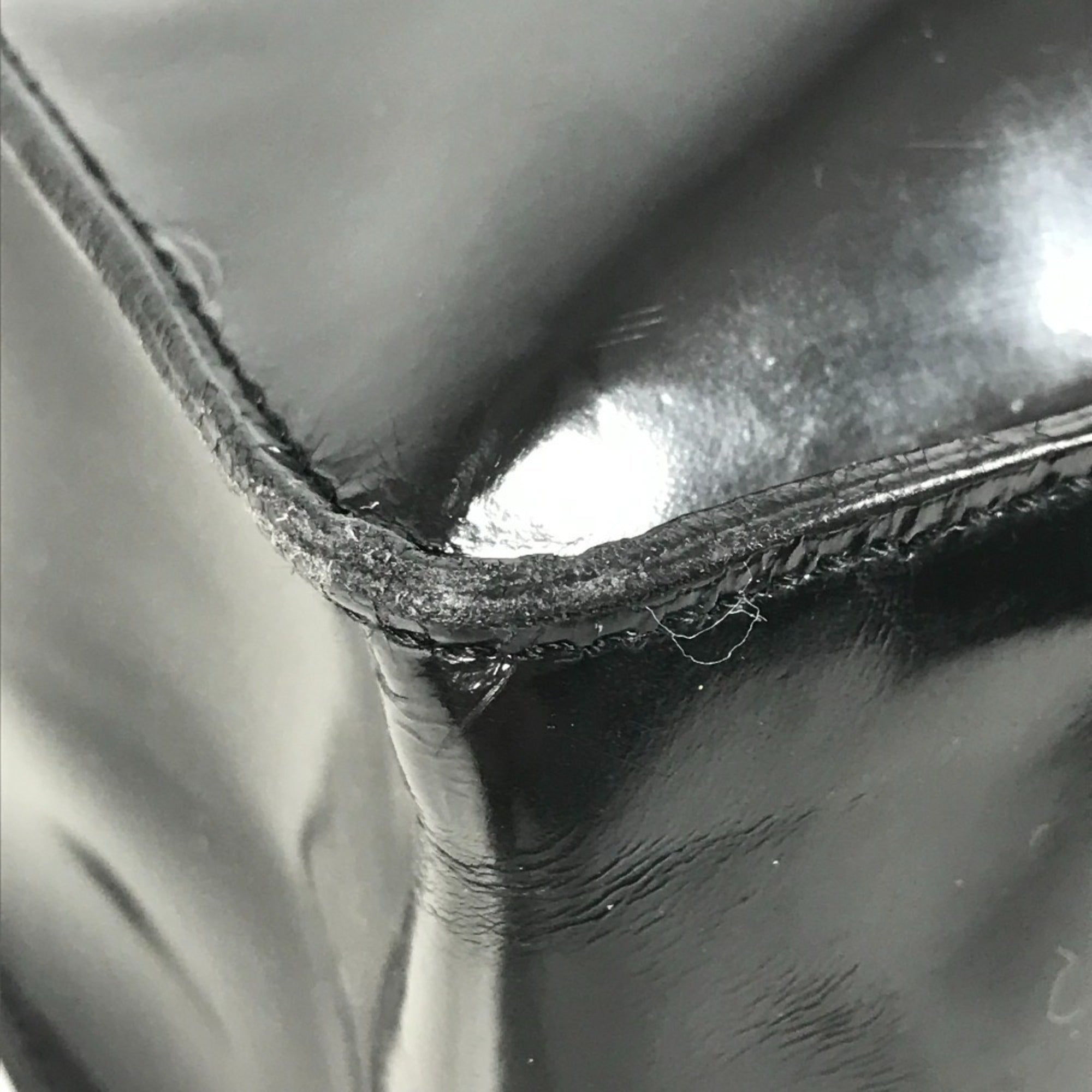 Chanel Black Patent Leather Shoulder Bag Tote Bag (Pre-Owned)
