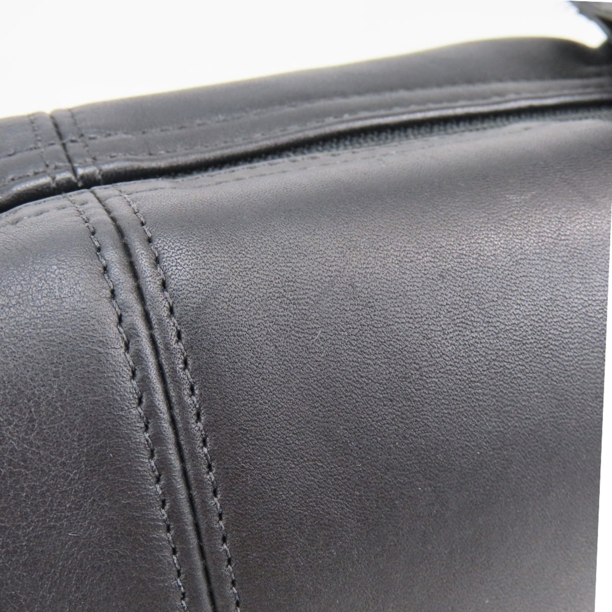 Coach Black Leather Shoulder Bag (Pre-Owned)