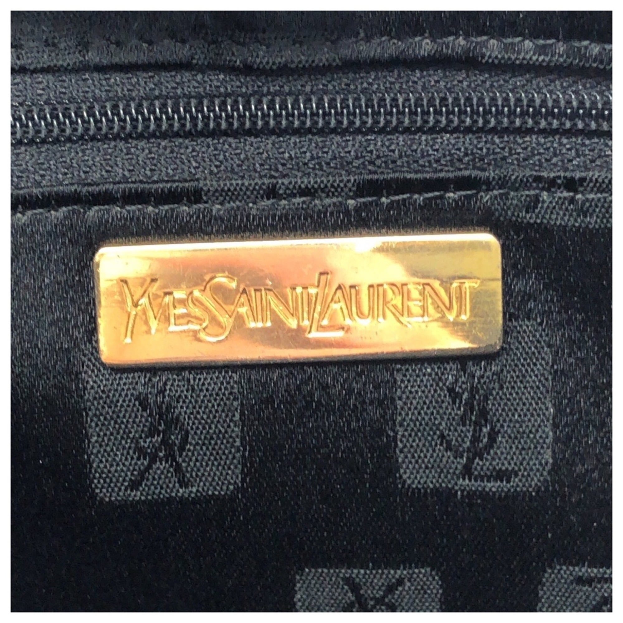 Yves Saint Laurent Black Leather Shoulder Bag Tote Bag (Pre-Owned)
